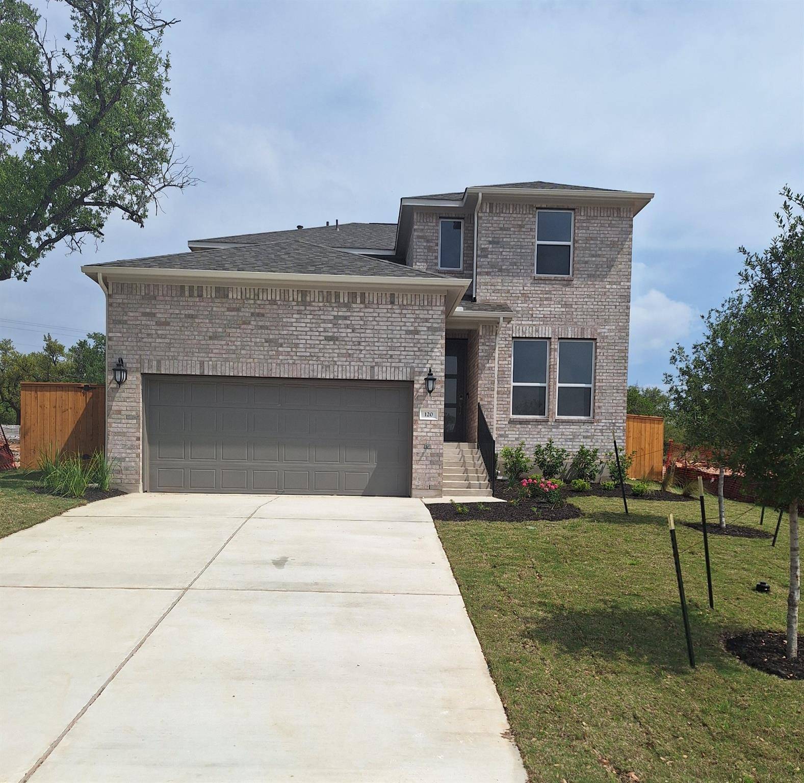 120 Spring Bluff LN, Georgetown, TX 78628