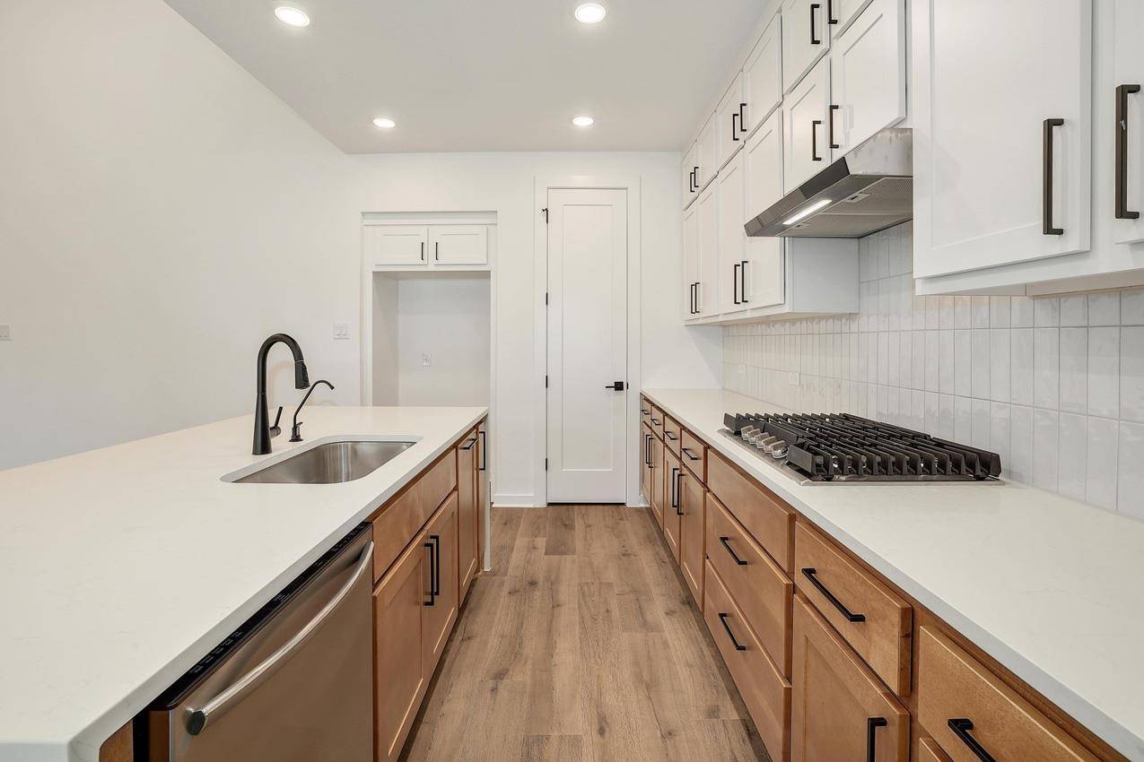 6016 Sean Paul LN, Georgetown, TX 78628