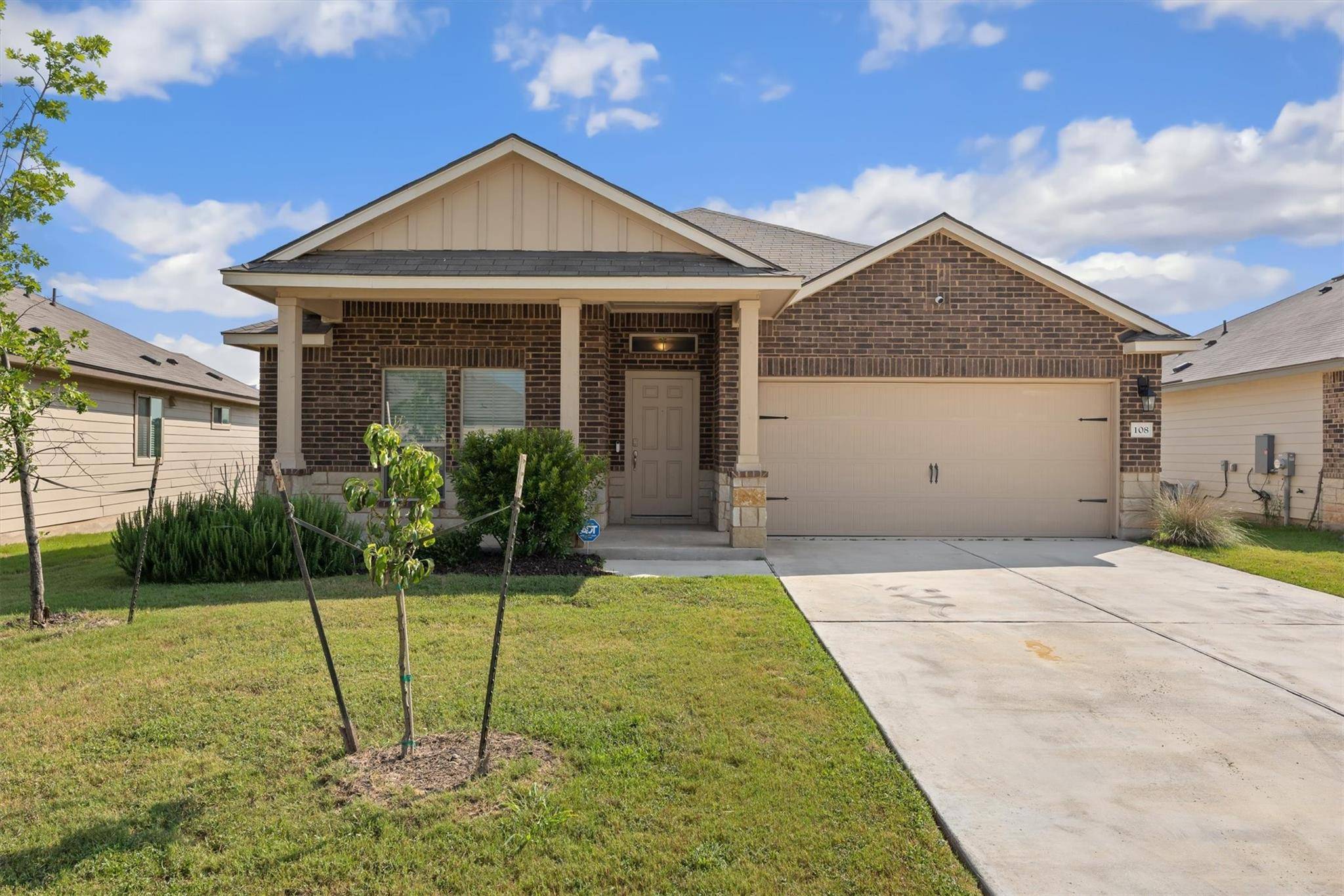 108 Marcel CT, Taylor, TX 76574
