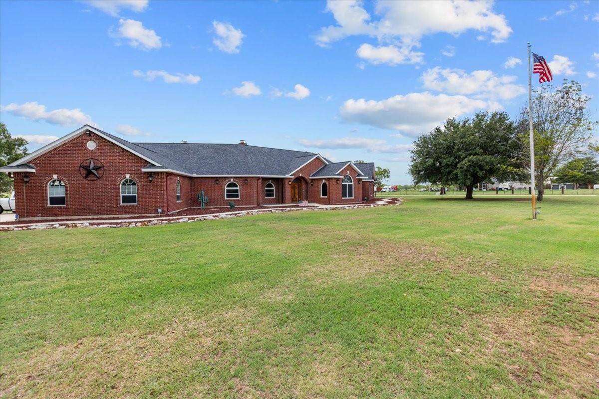 10290 US HWY 87S, Adkins, TX 78101