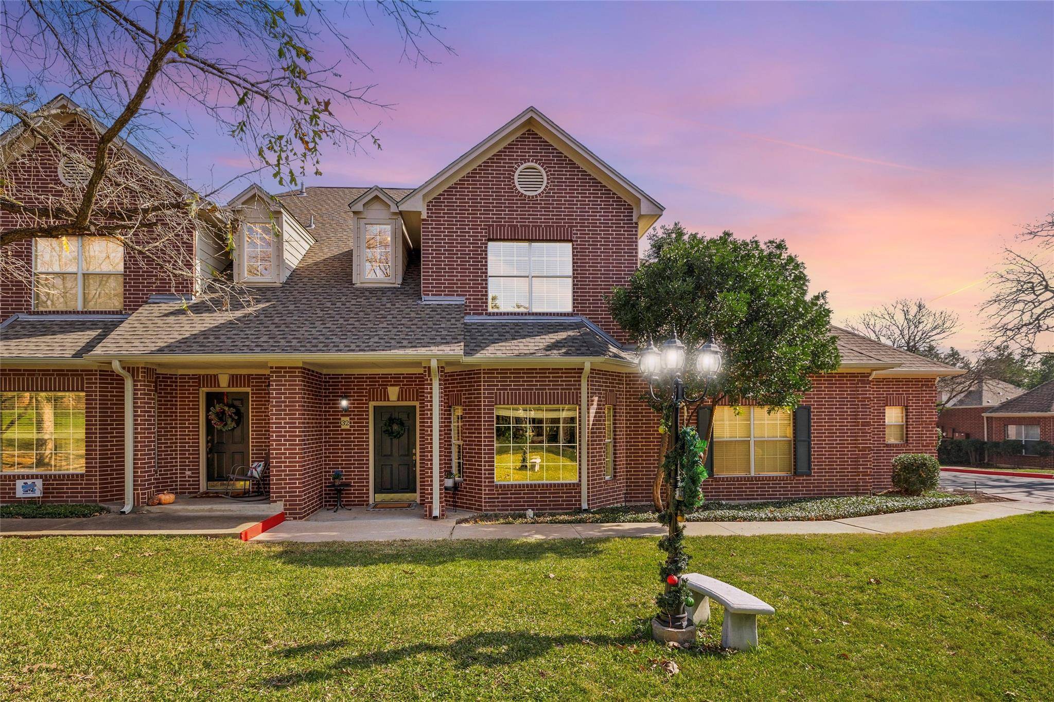 5515 Davis LN #32, Austin, TX 78749