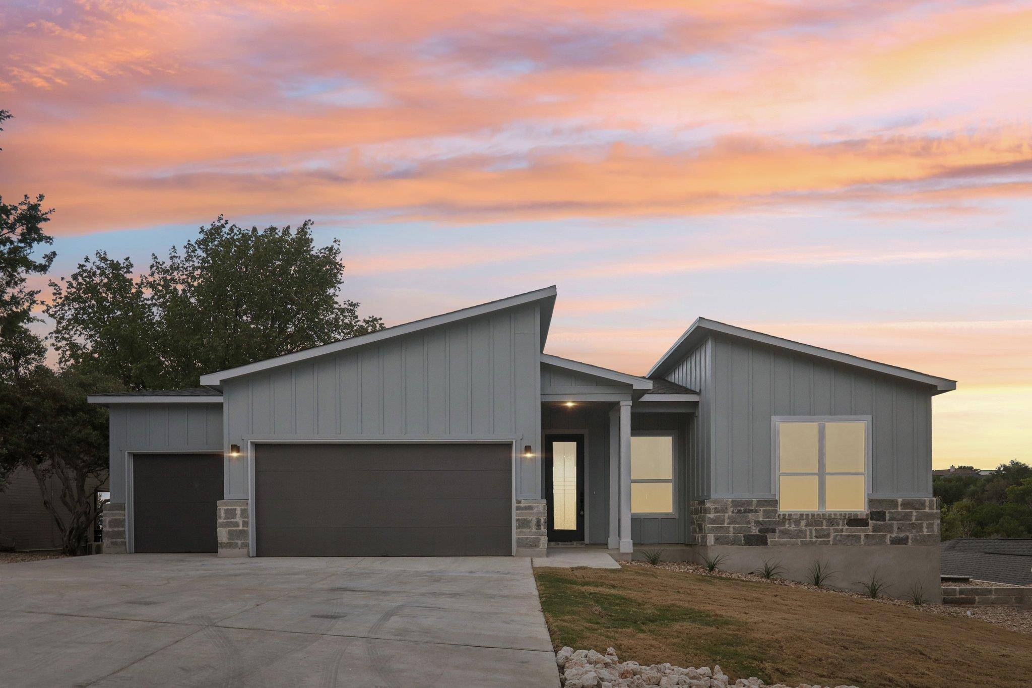 3808 Capitol Ave, Lago Vista, TX 78645