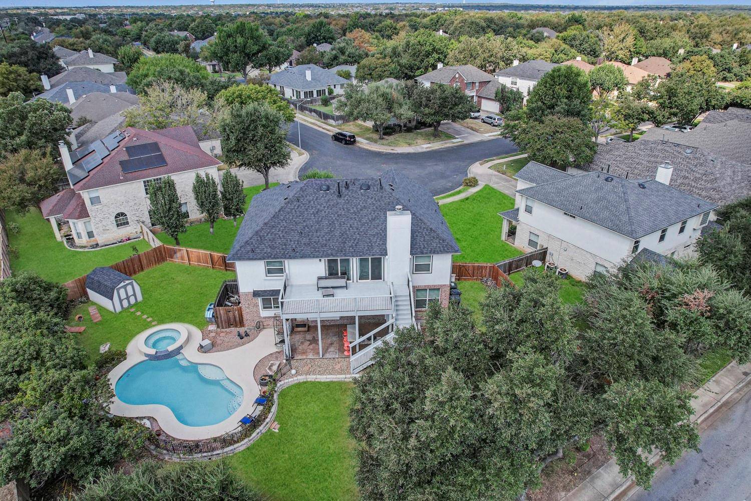 2029 Bent Tree LOOP, Round Rock, TX 78681