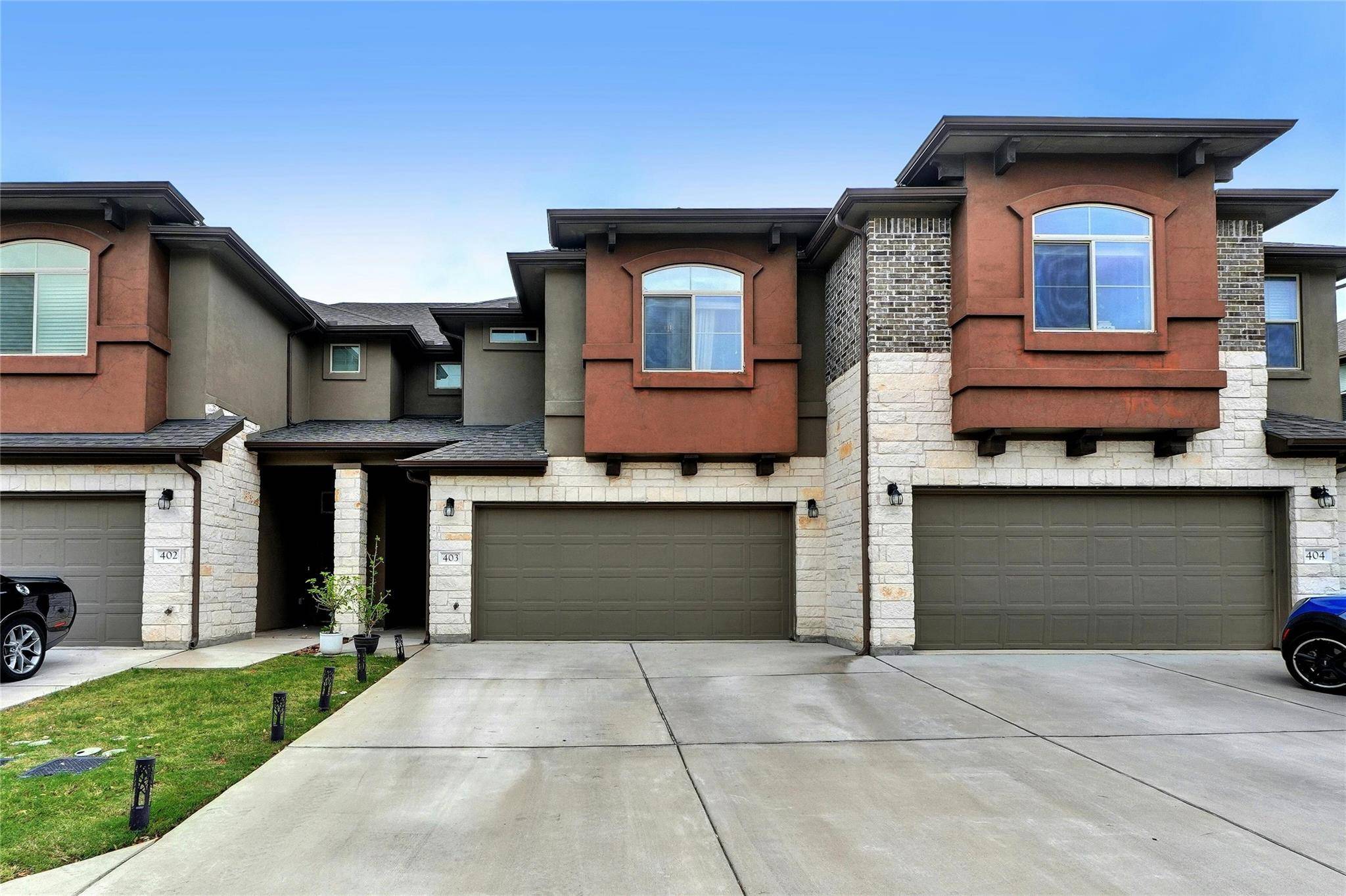 2880 Donnell DR #403, Round Rock, TX 78664