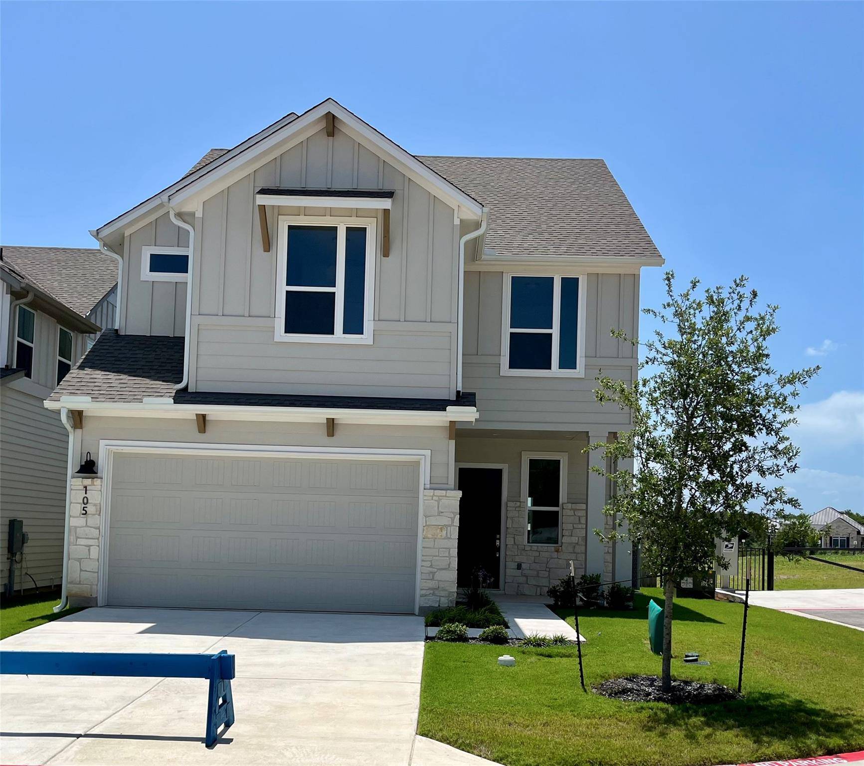 320 Creek RD #105, Dripping Springs, TX 78620