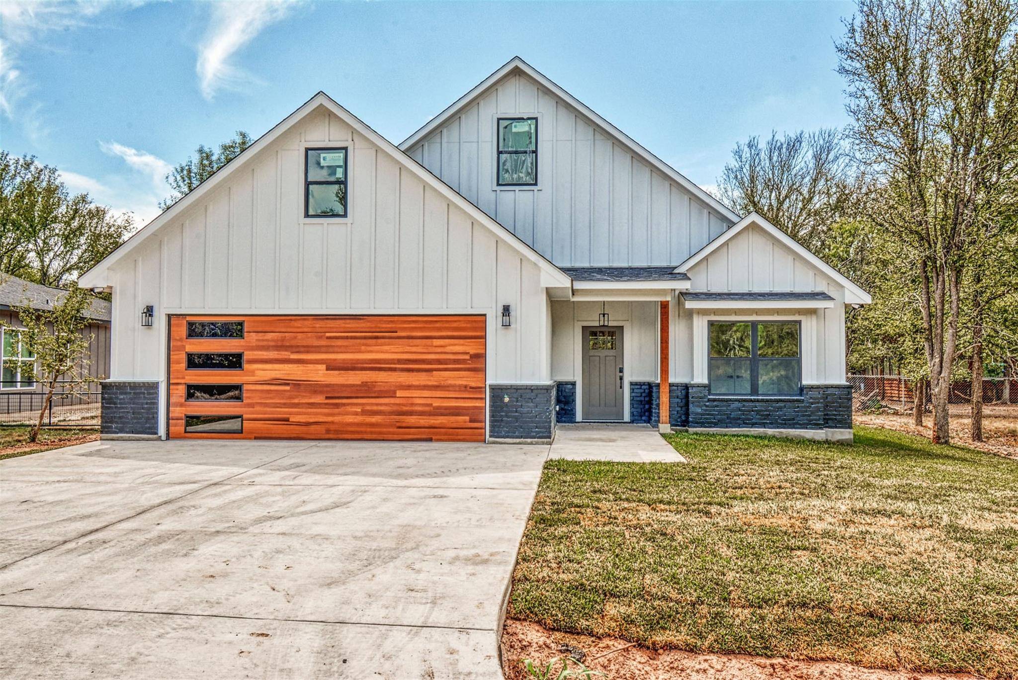 107 Mokulua LN, Bastrop, TX 78602