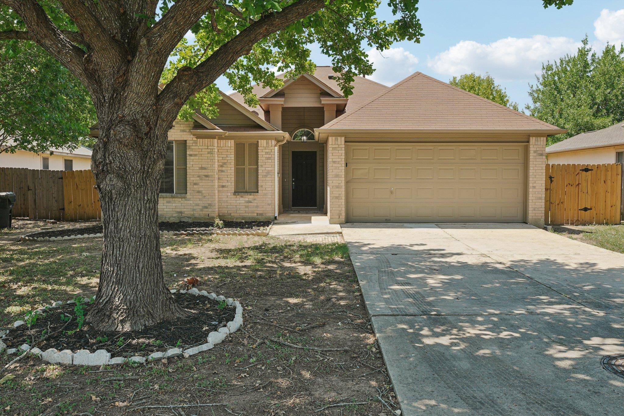430 Zebra DR, Kyle, TX 78640