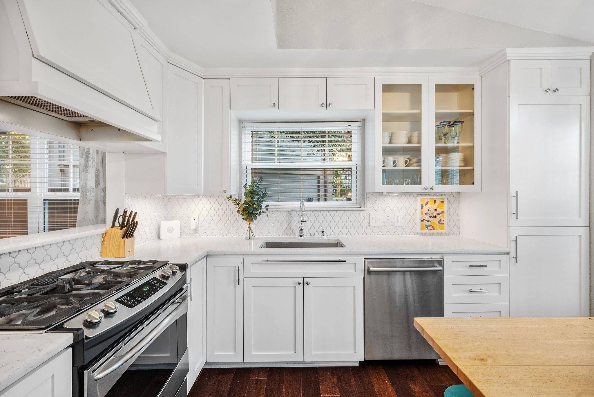 7601 Dallas DR, Austin, TX 78729