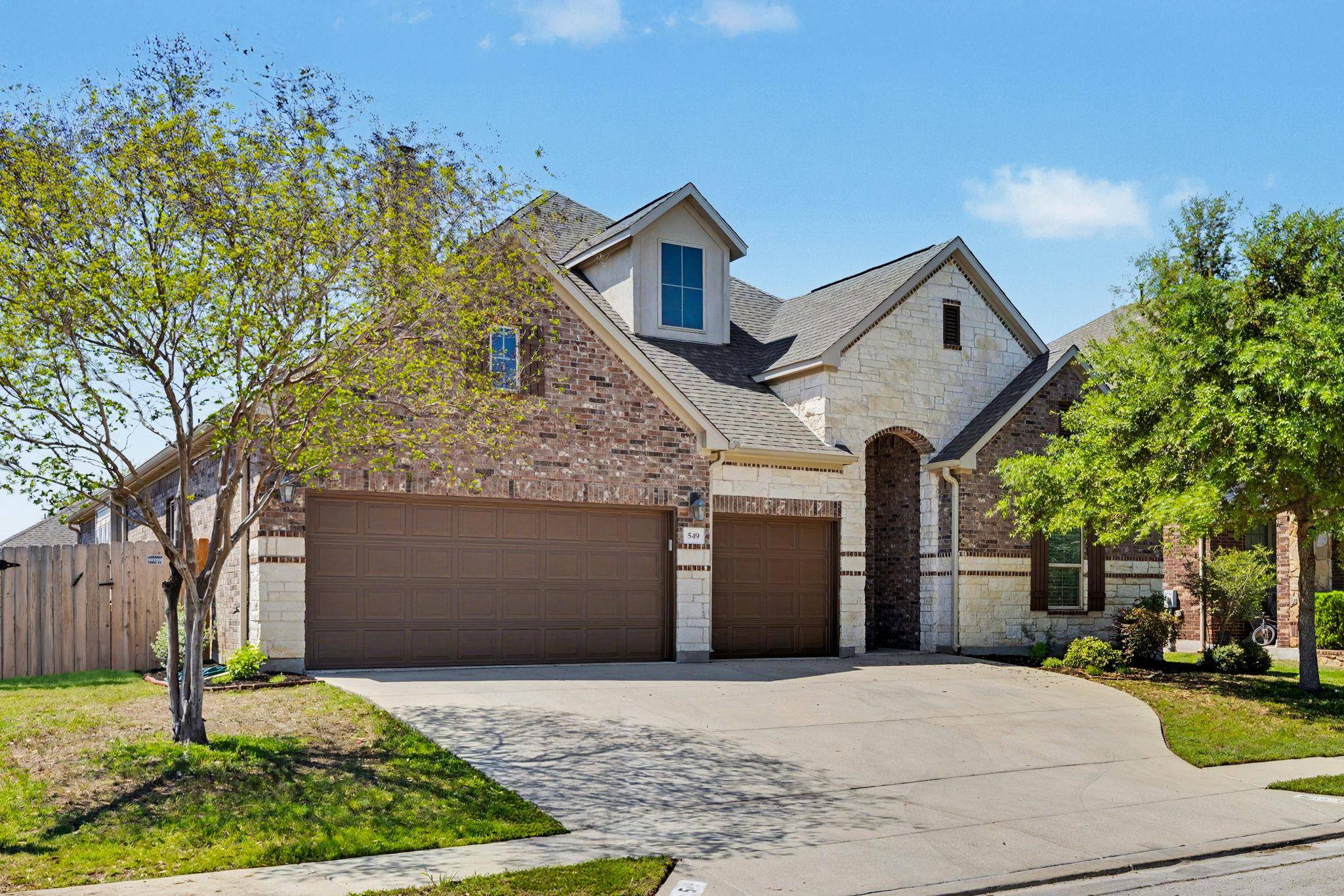 549 Clear Springs HOLW, Buda, TX 78610