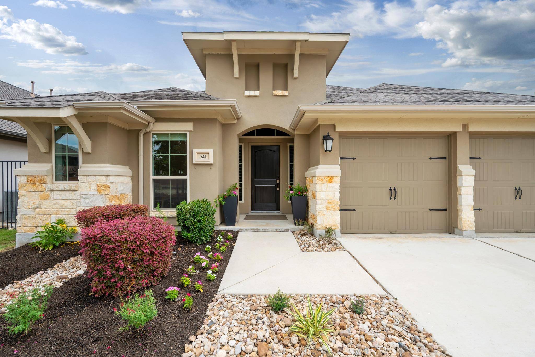 321 La Grotta LN, Georgetown, TX 78628