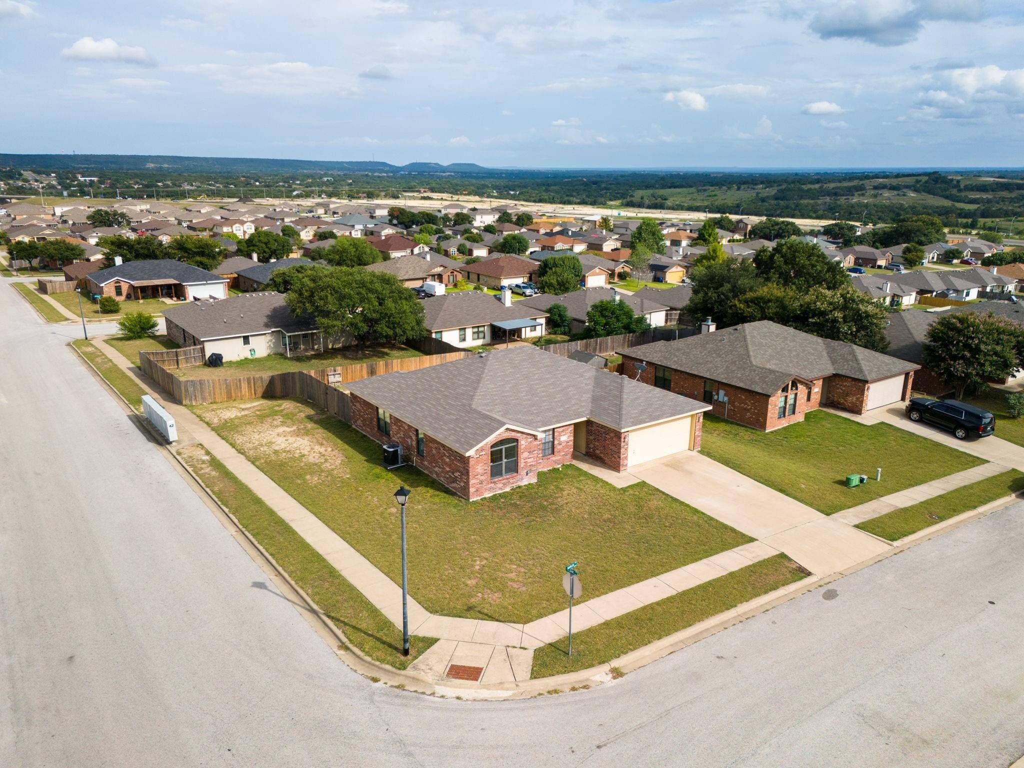 1325 Marlee CIR, Copperas Cove, TX 76522