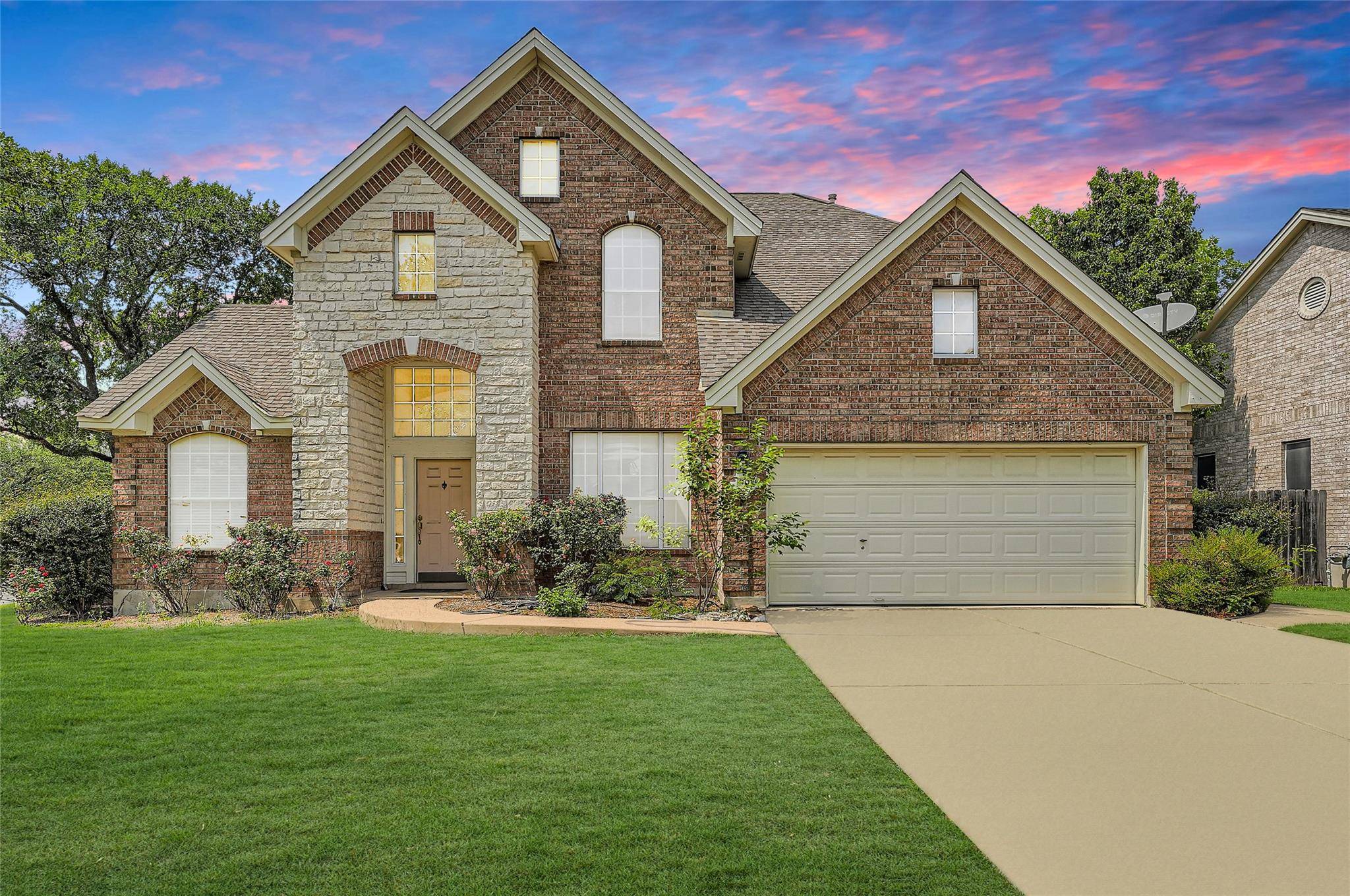 901 Savanna LN, Cedar Park, TX 78613