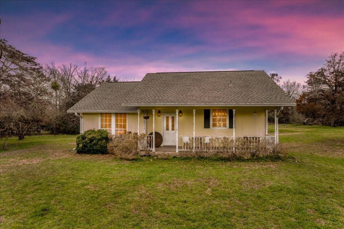 312 Smith RD, Bastrop, TX 78602