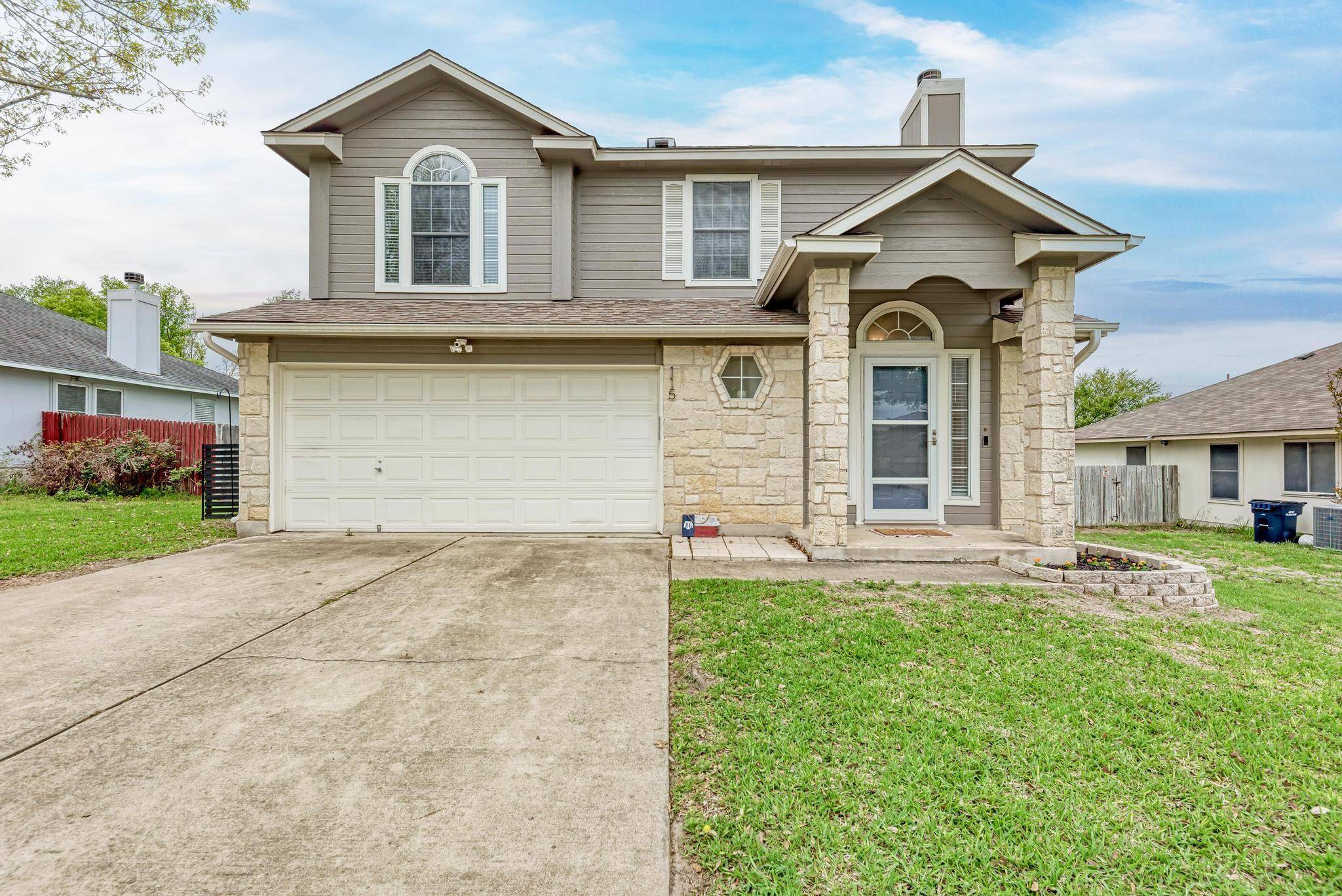 115 Williams WAY, Hutto, TX 78634