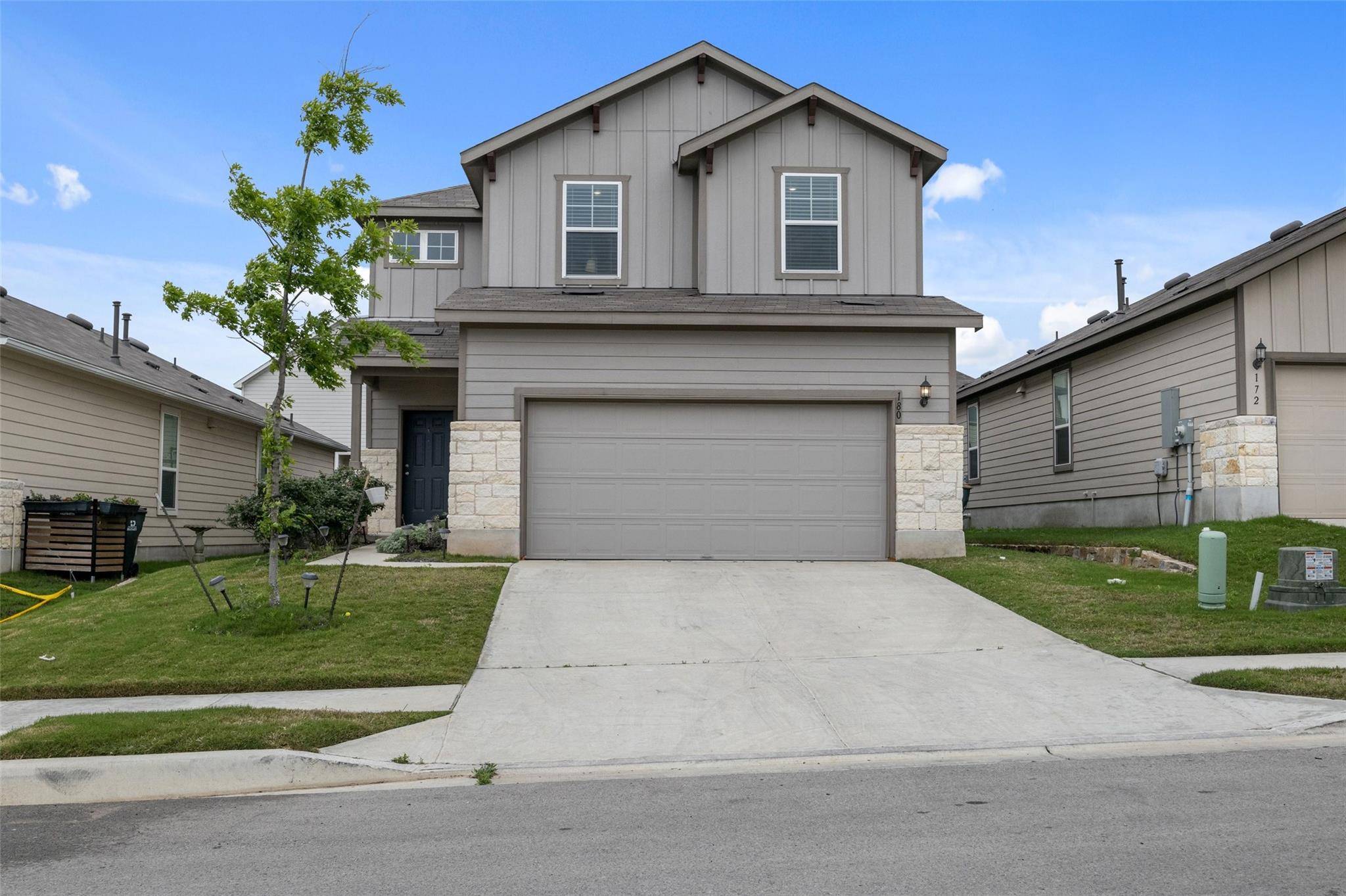 180 Nettletree DR, Buda, TX 78610