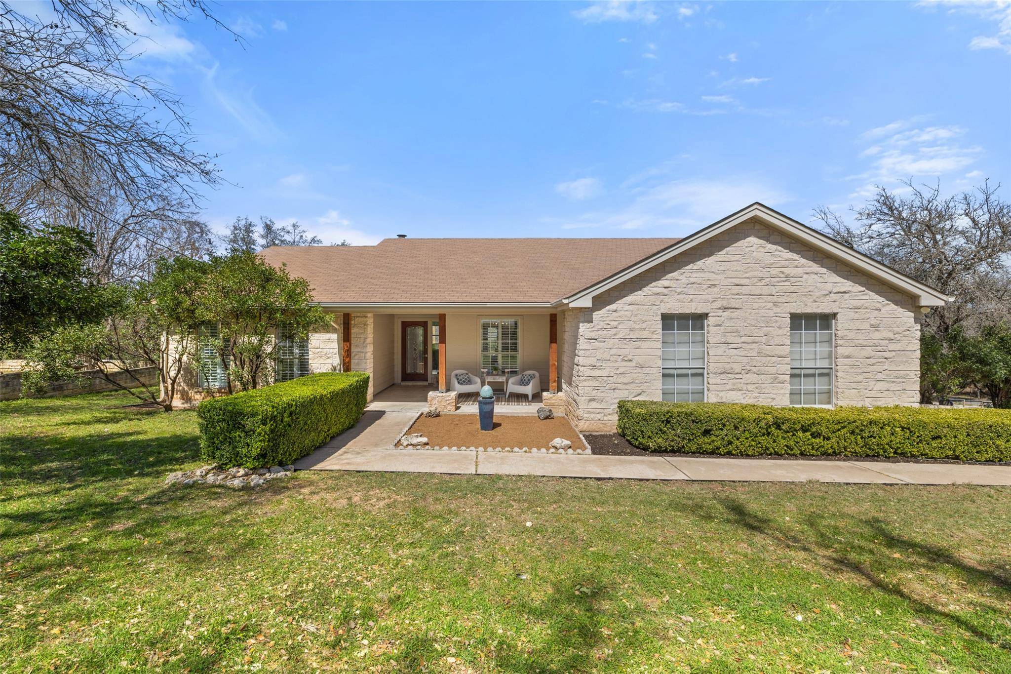 22402 BRIARVIEW DR, Spicewood, TX 78669