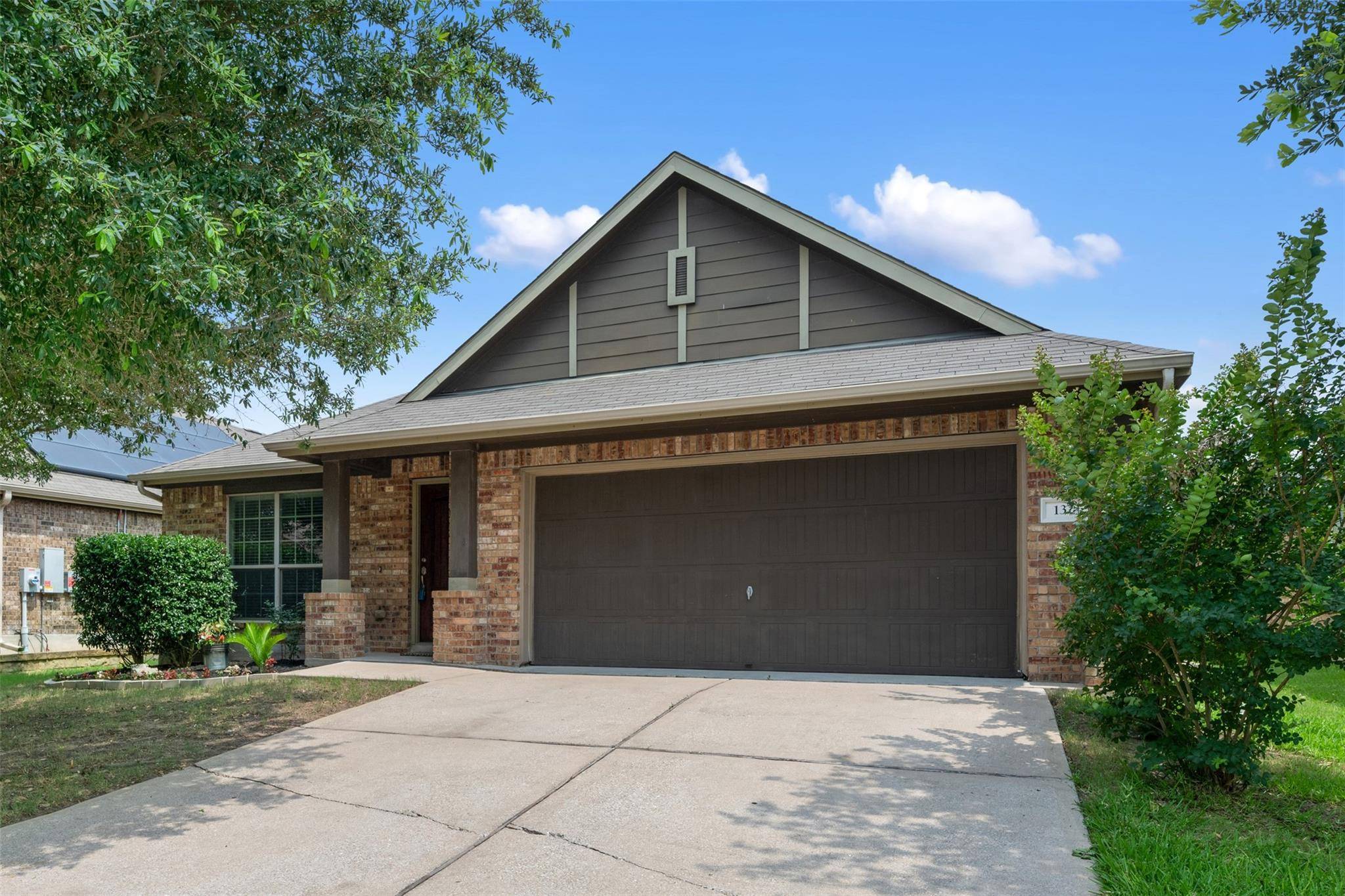 132 Sandstone TRL, Buda, TX 78610