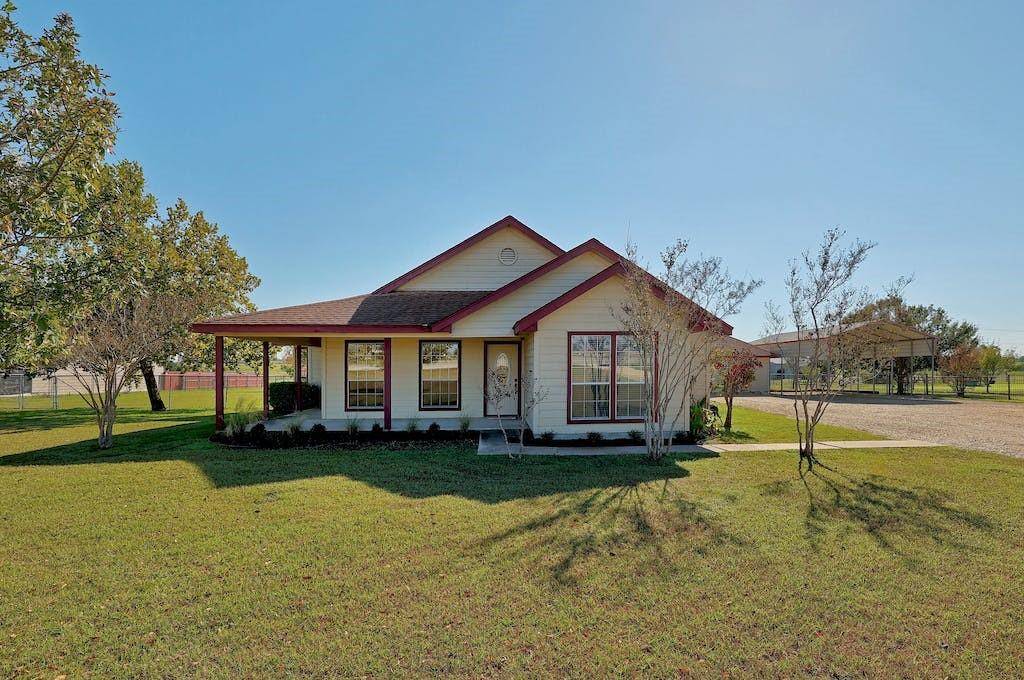 2601 Windy Ridge RD, Taylor, TX 76574