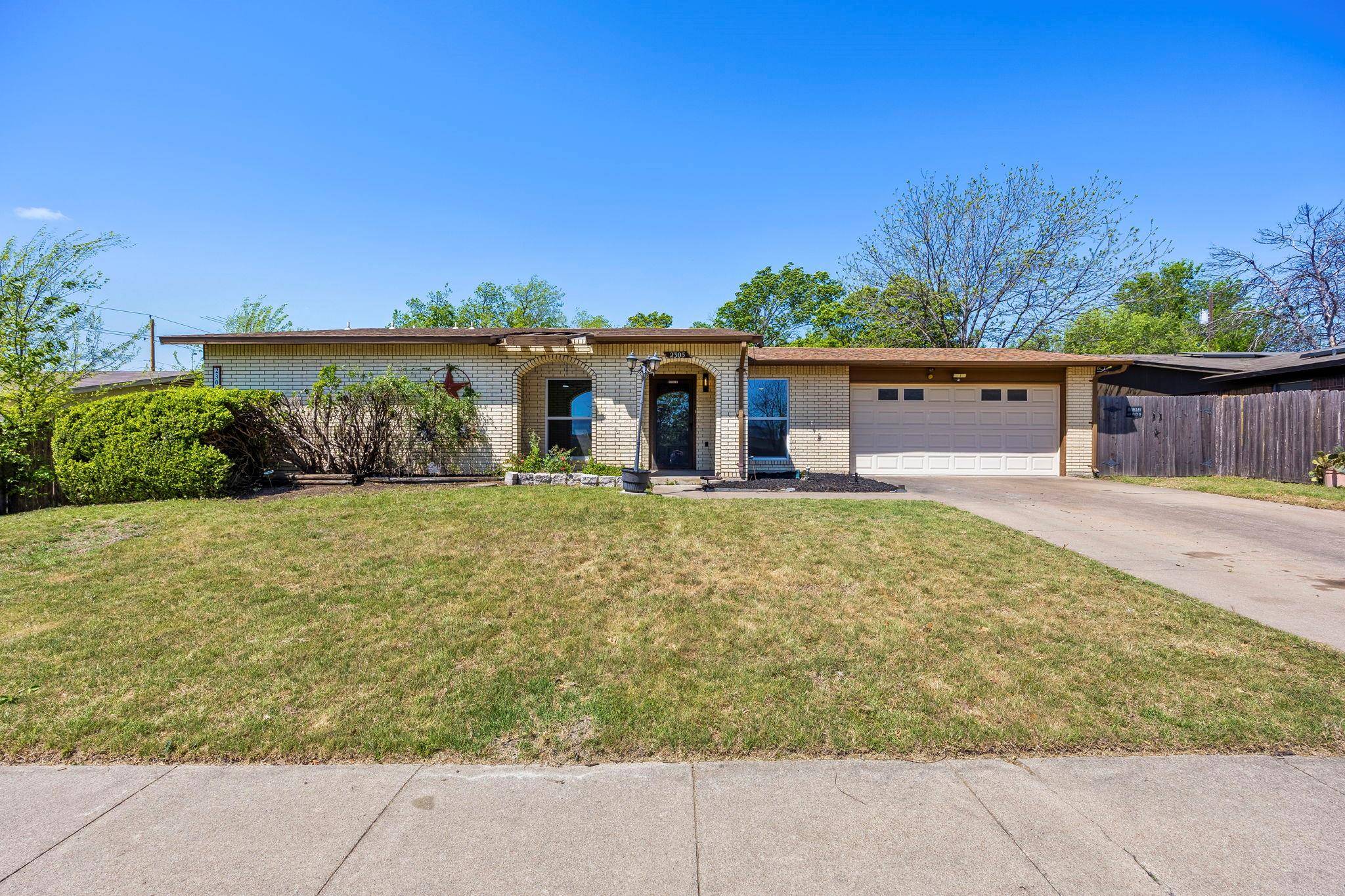 2305 Athens ST, Killeen, TX 76541