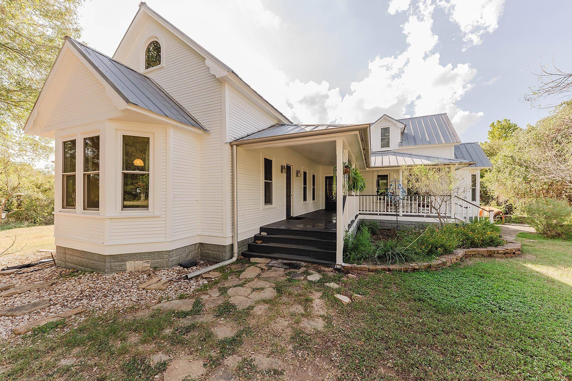258 Riverwood DR, Bastrop, TX 78602