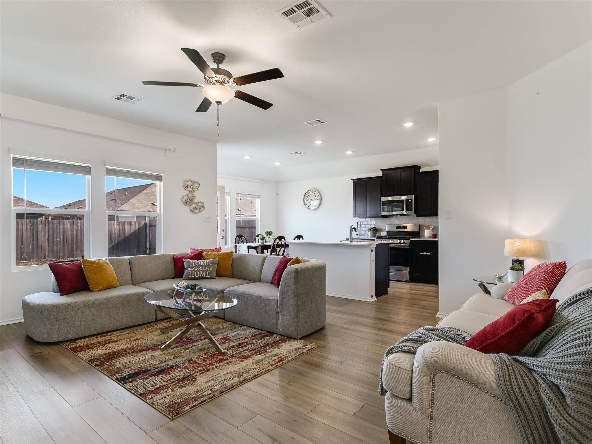 208 Magione ST, Hutto, TX 78634