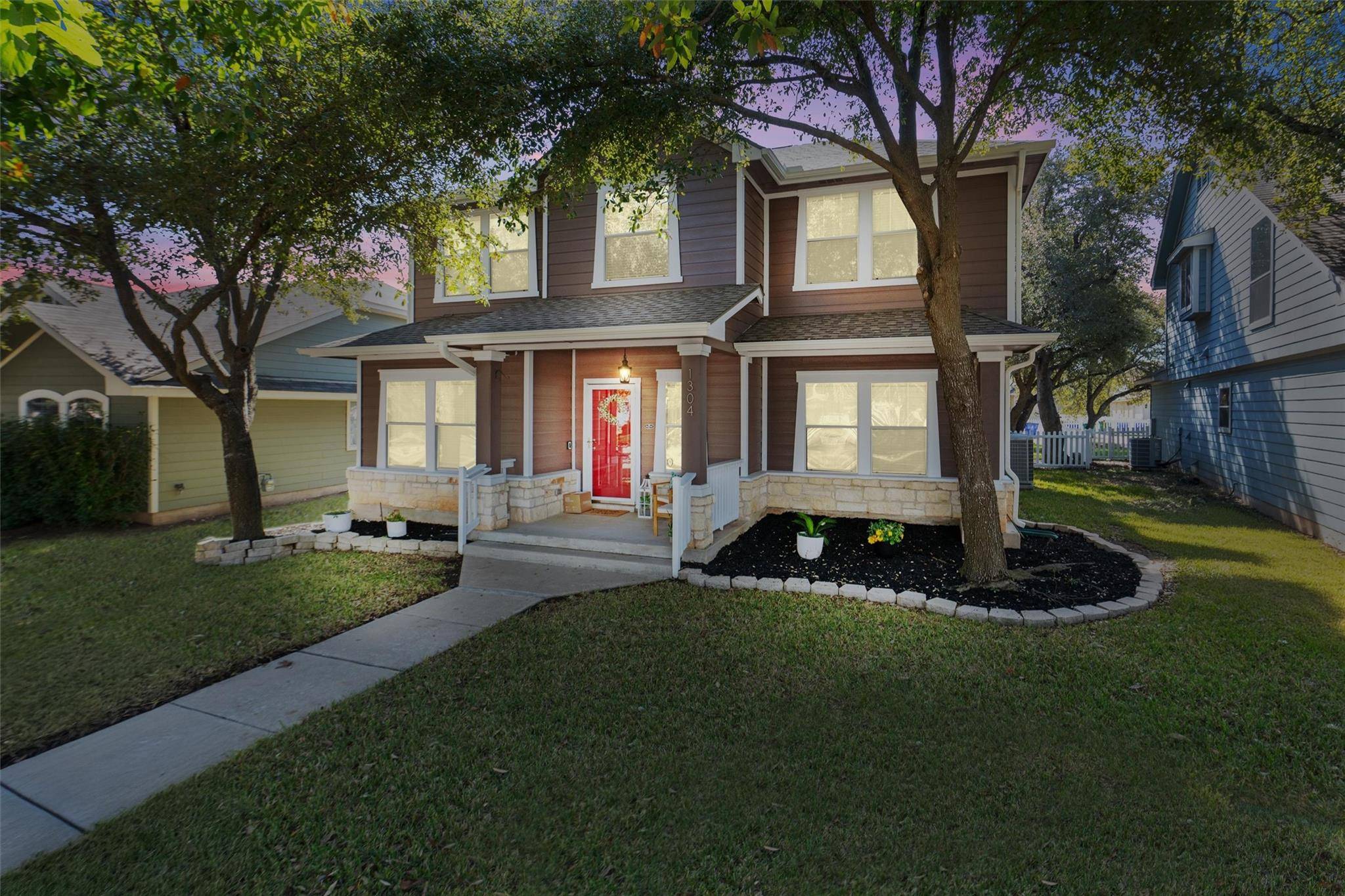 1304 Diner DR, Cedar Park, TX 78613