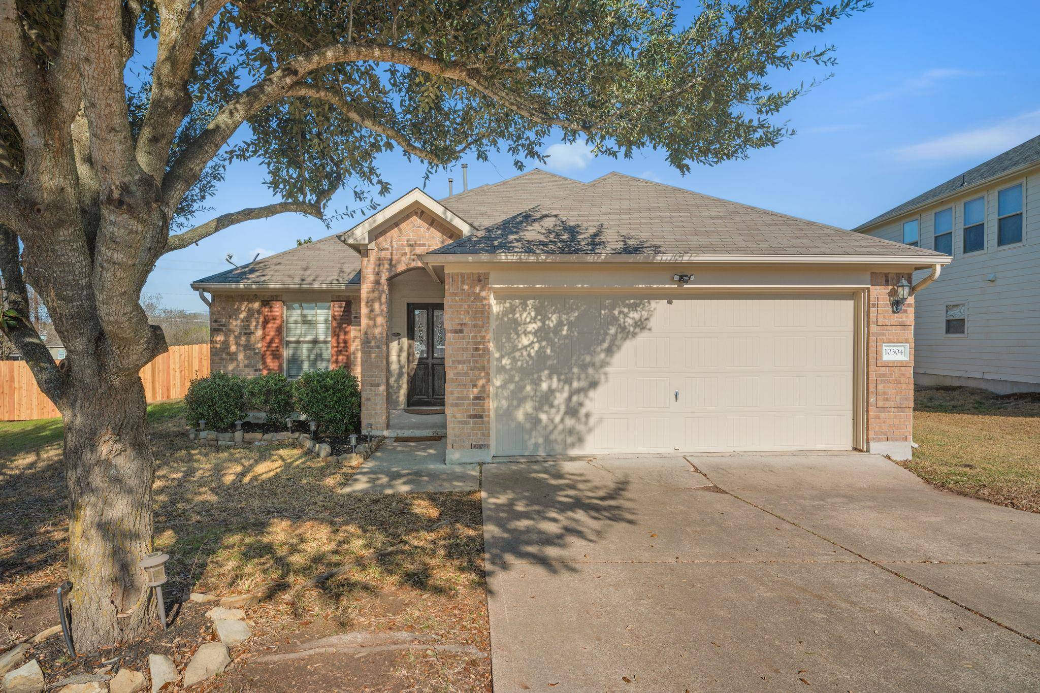 10304 Lone Pine LN, Austin, TX 78747