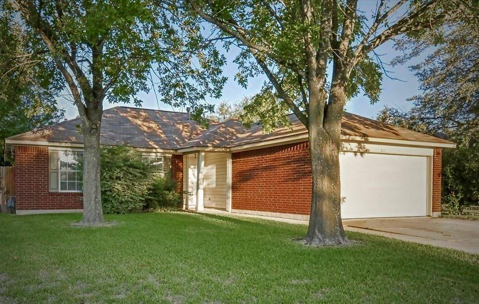 201 Clarks WAY, Hutto, TX 78634