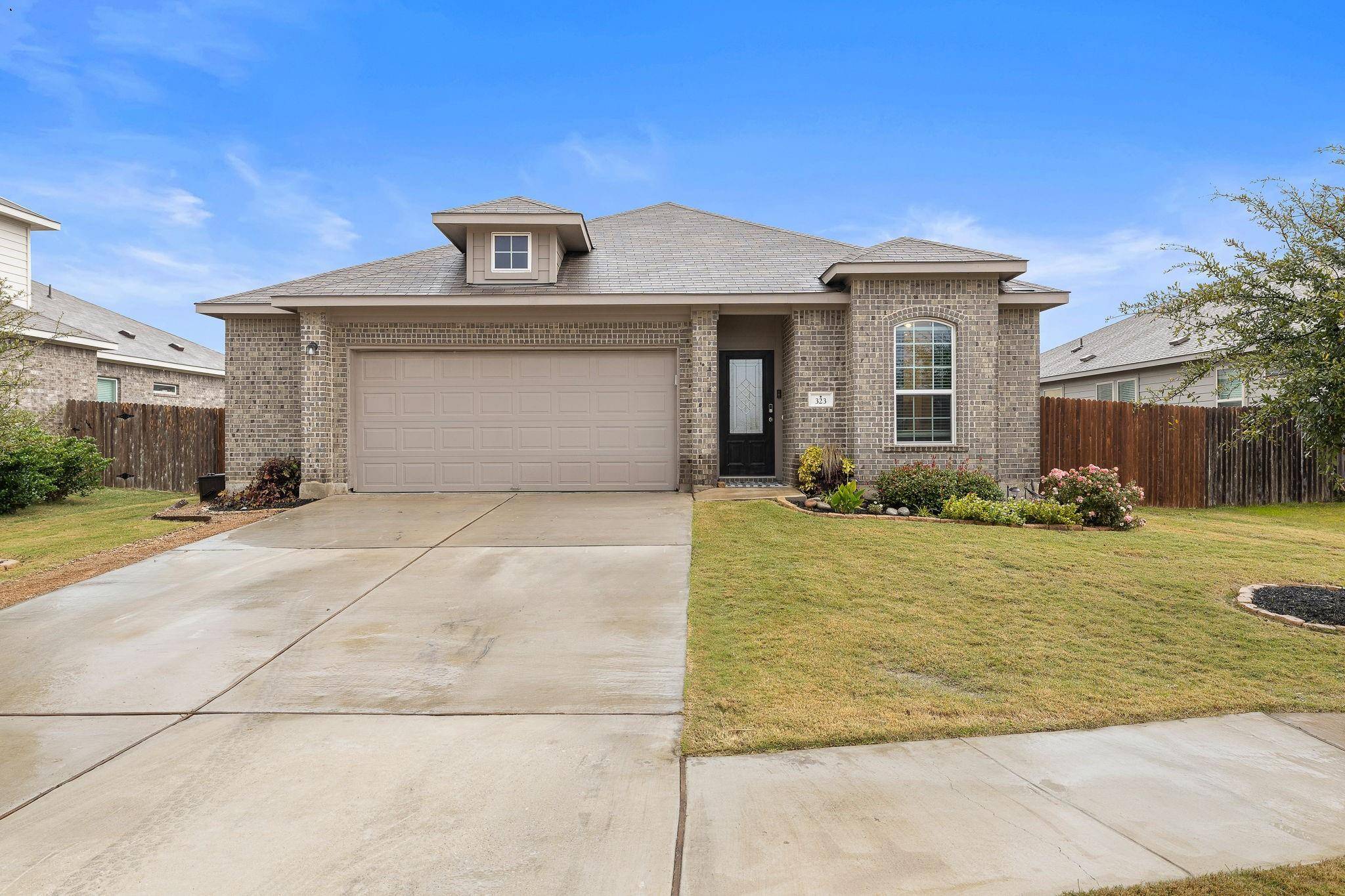 323 Sassafras ST, Hutto, TX 78634