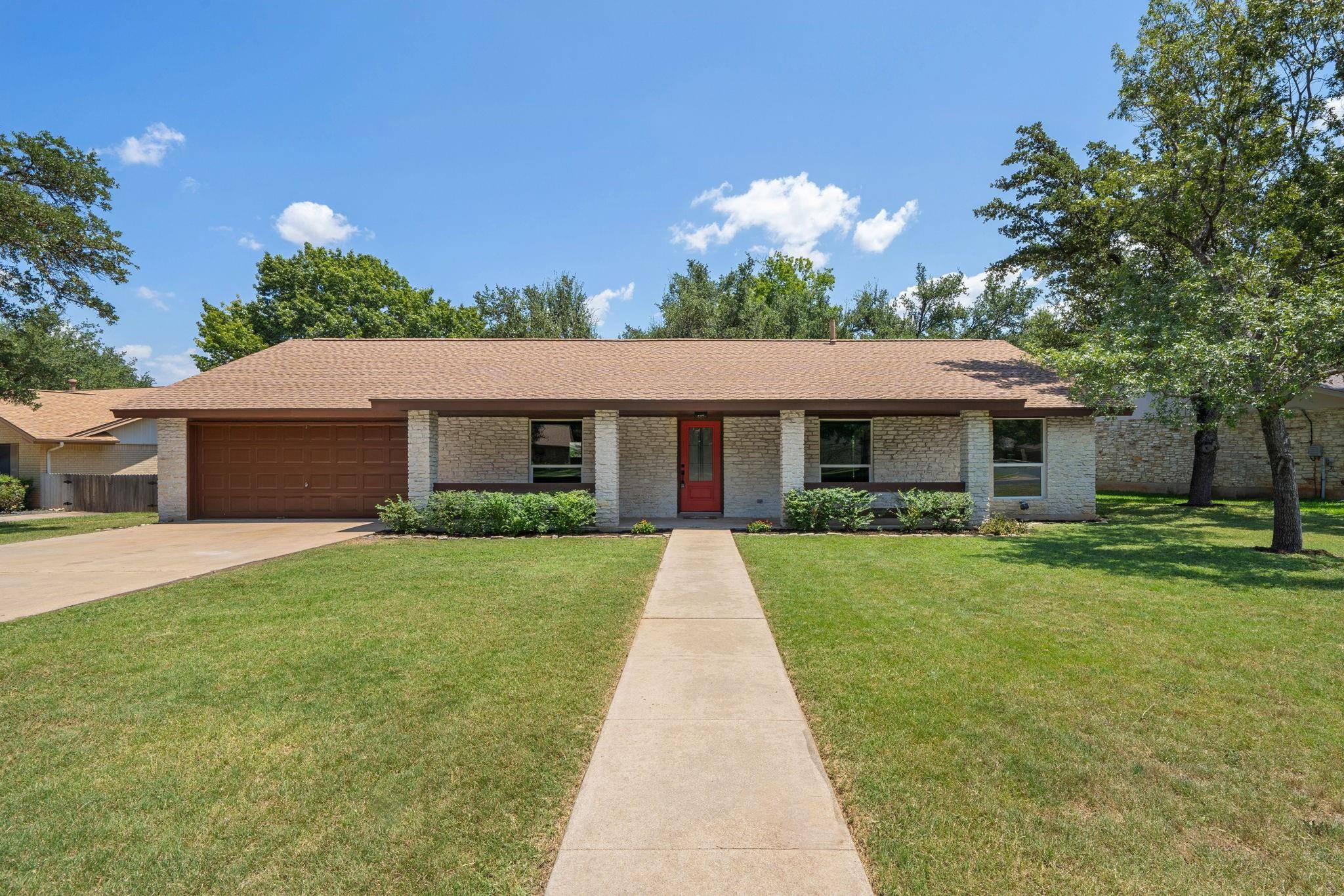 200 Tallwood DR, Georgetown, TX 78628