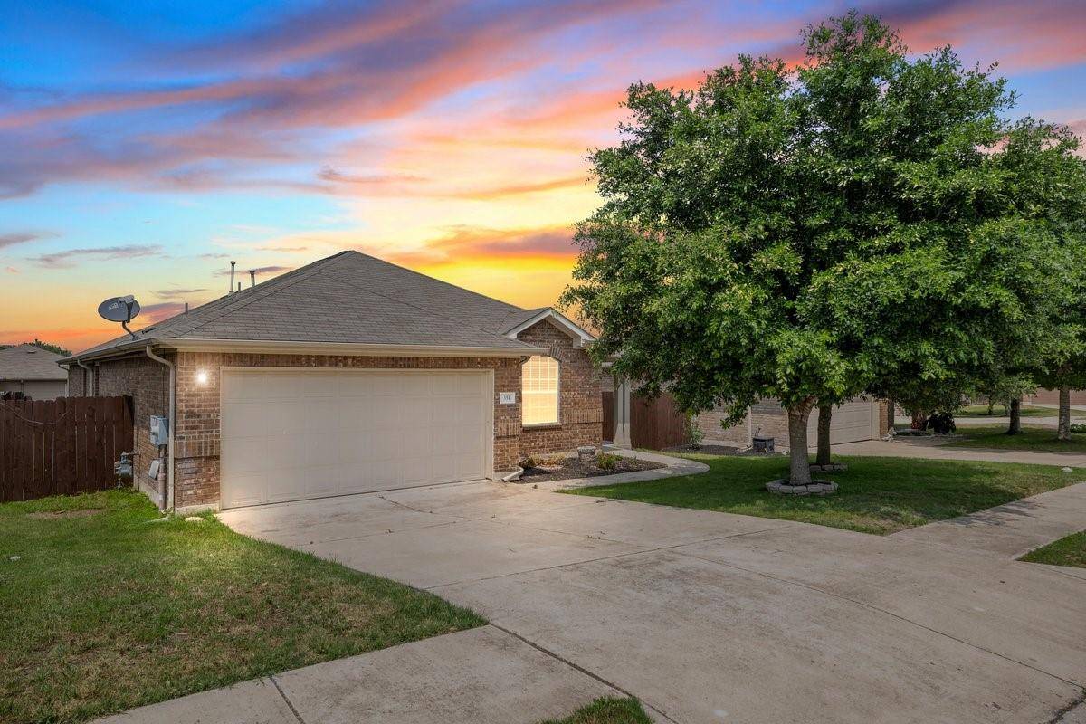 351 Strawberry Blonde DR, Buda, TX 78610