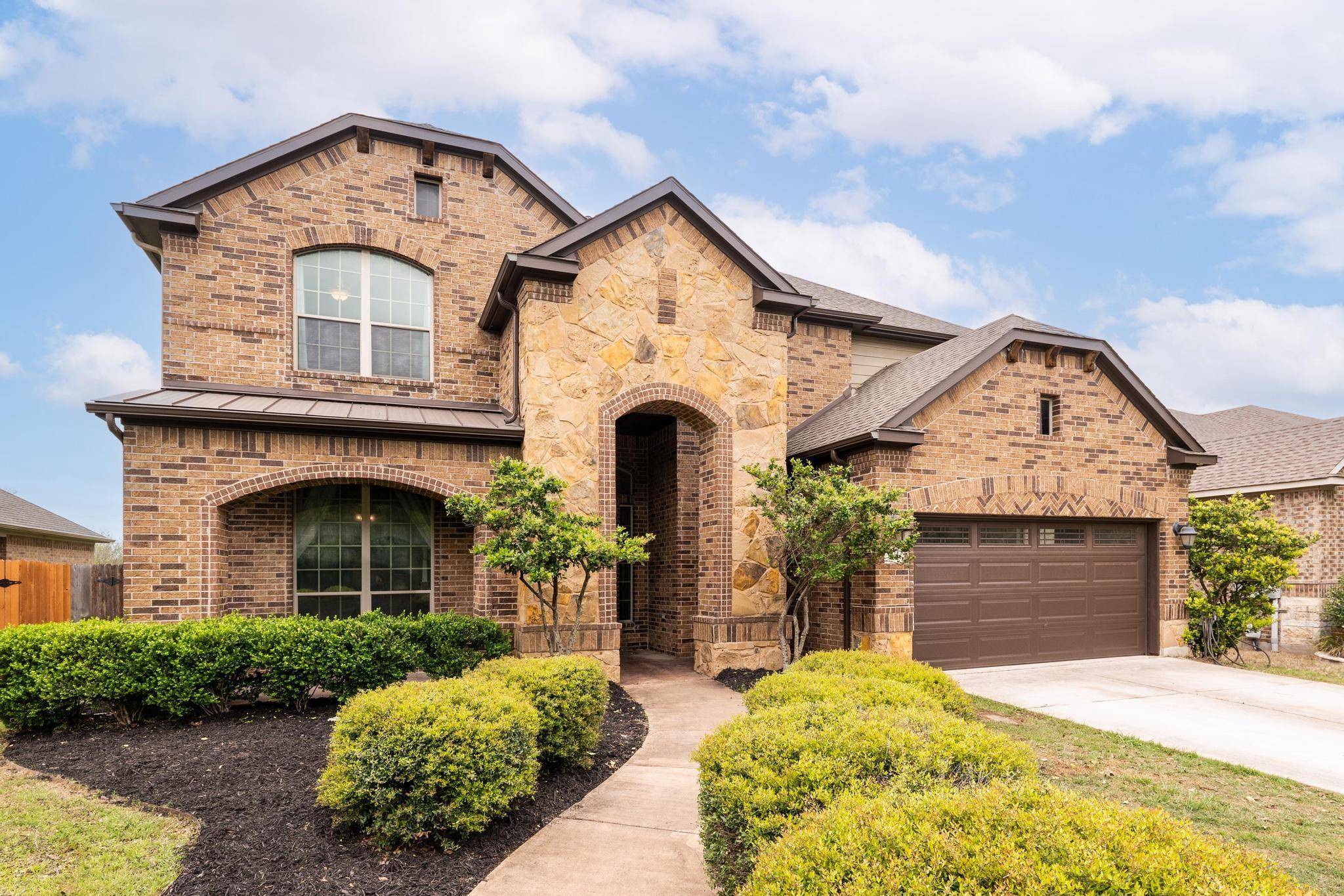 974 Clear Springs HOLW, Buda, TX 78610