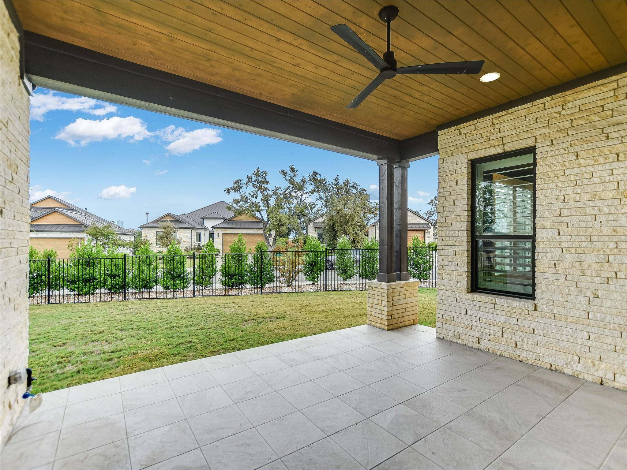 4204 Tamerind DR, Bee Cave, TX 78738