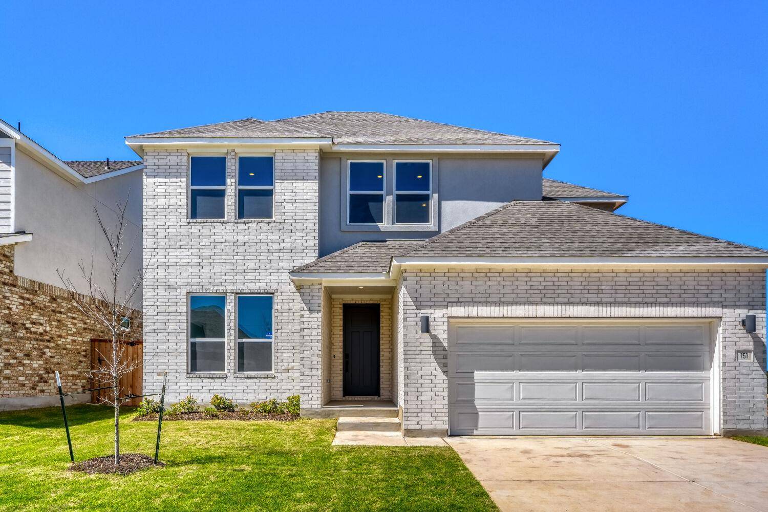 151 Sincere DR, Kyle, TX 78640