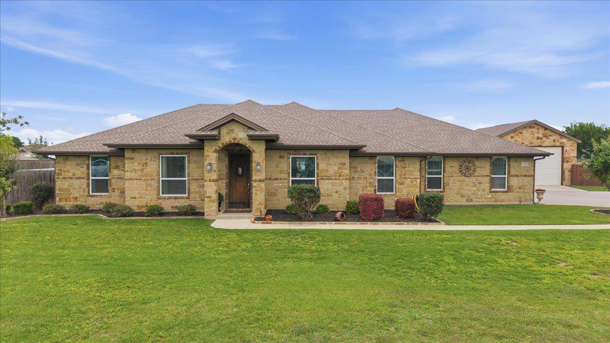 104 W Vienna DR, Hutto, TX 78634