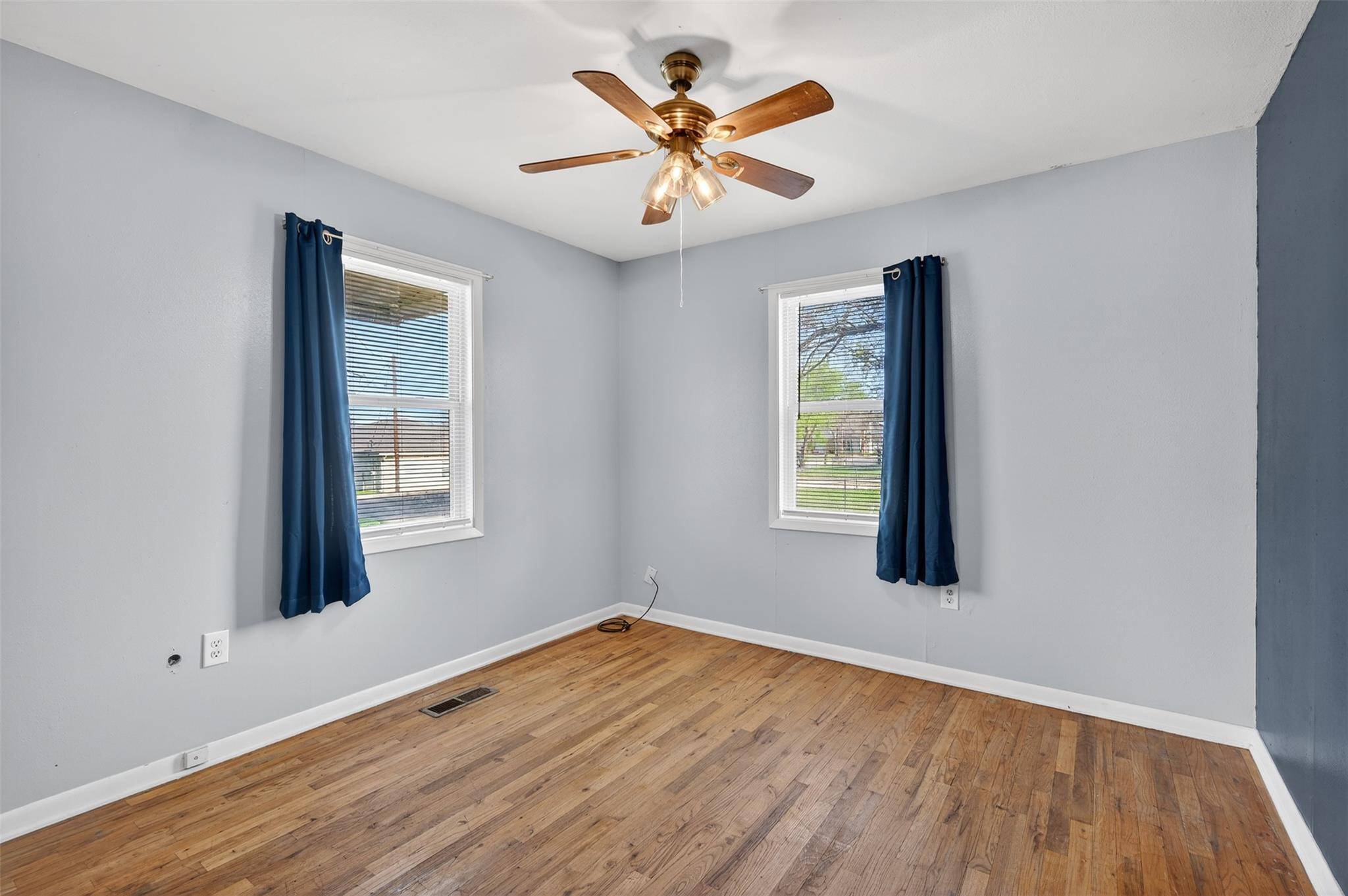 707 Brown ST, Lampasas, TX 76550