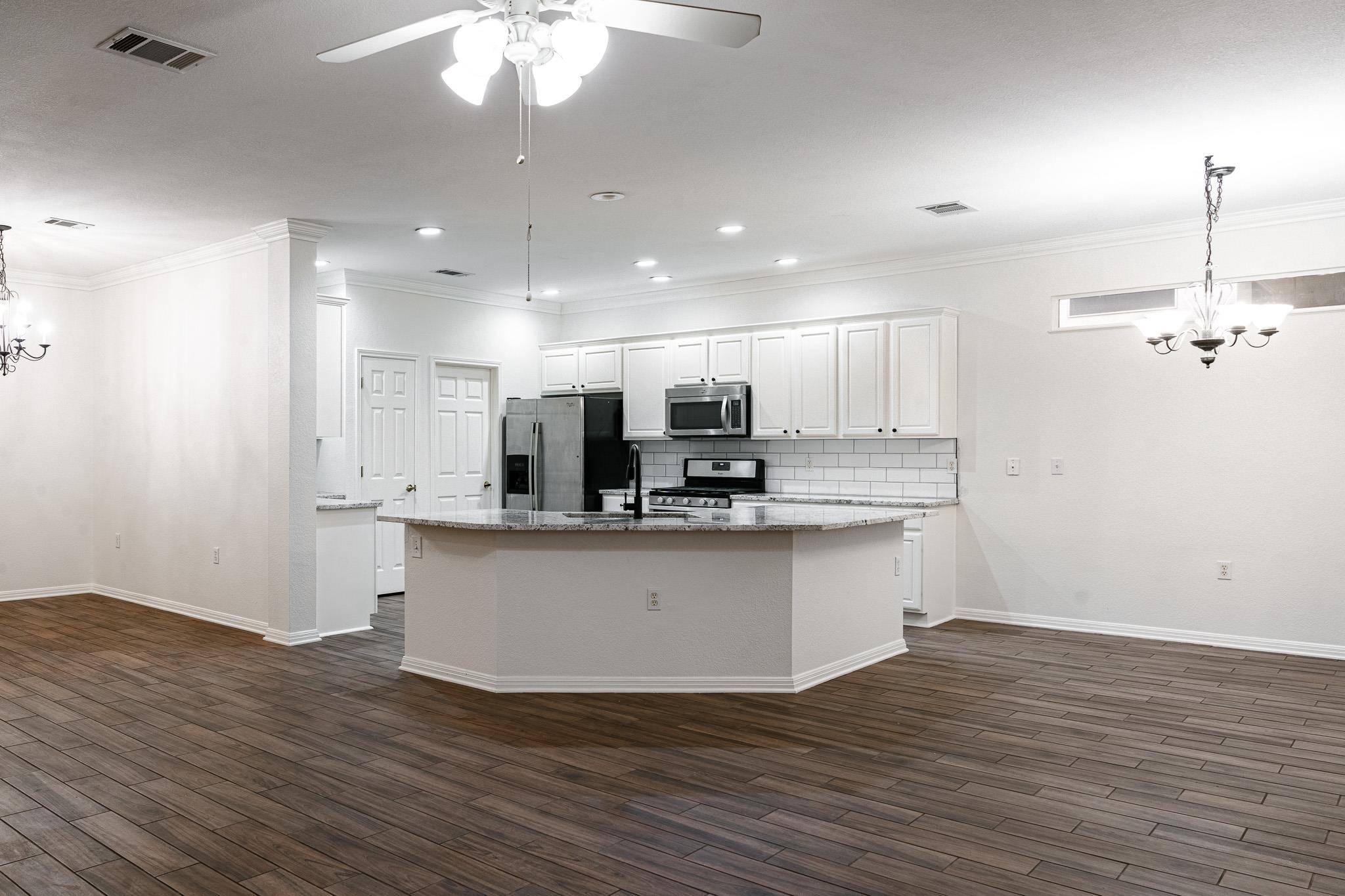 124 Dewberry DR, Georgetown, TX 78633