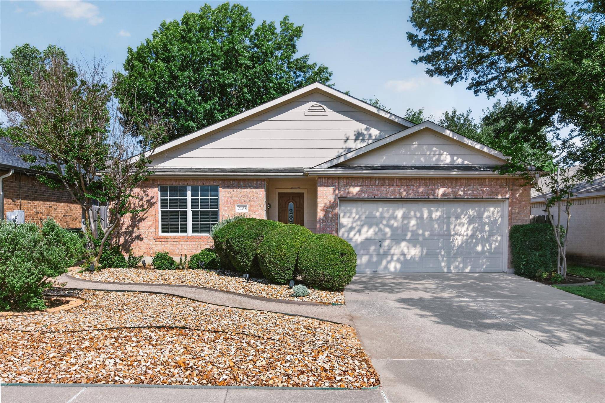 2203 Kimra LN, Cedar Park, TX 78613