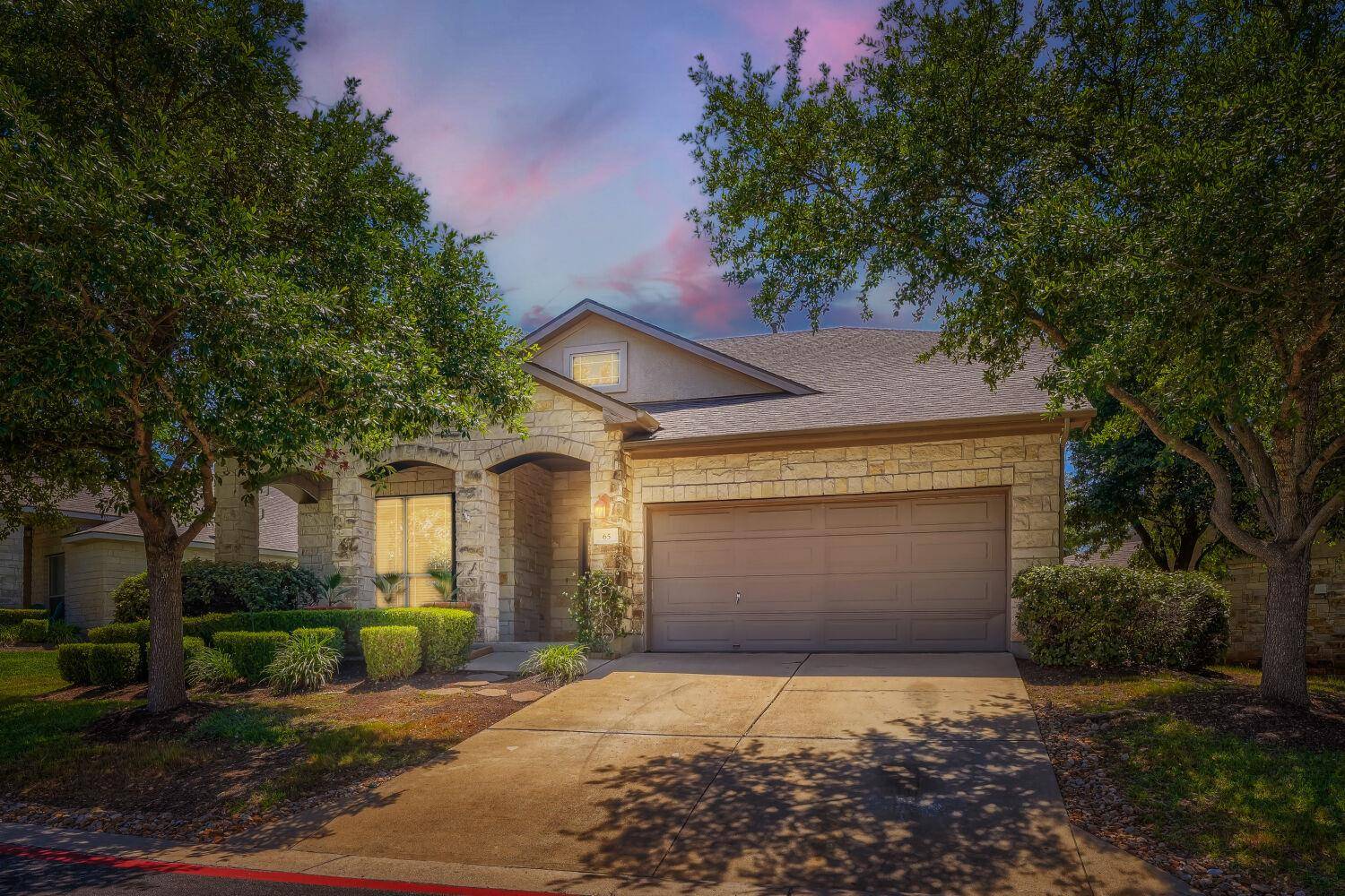 65 White Magnolia CIR #55, Lakeway, TX 78734