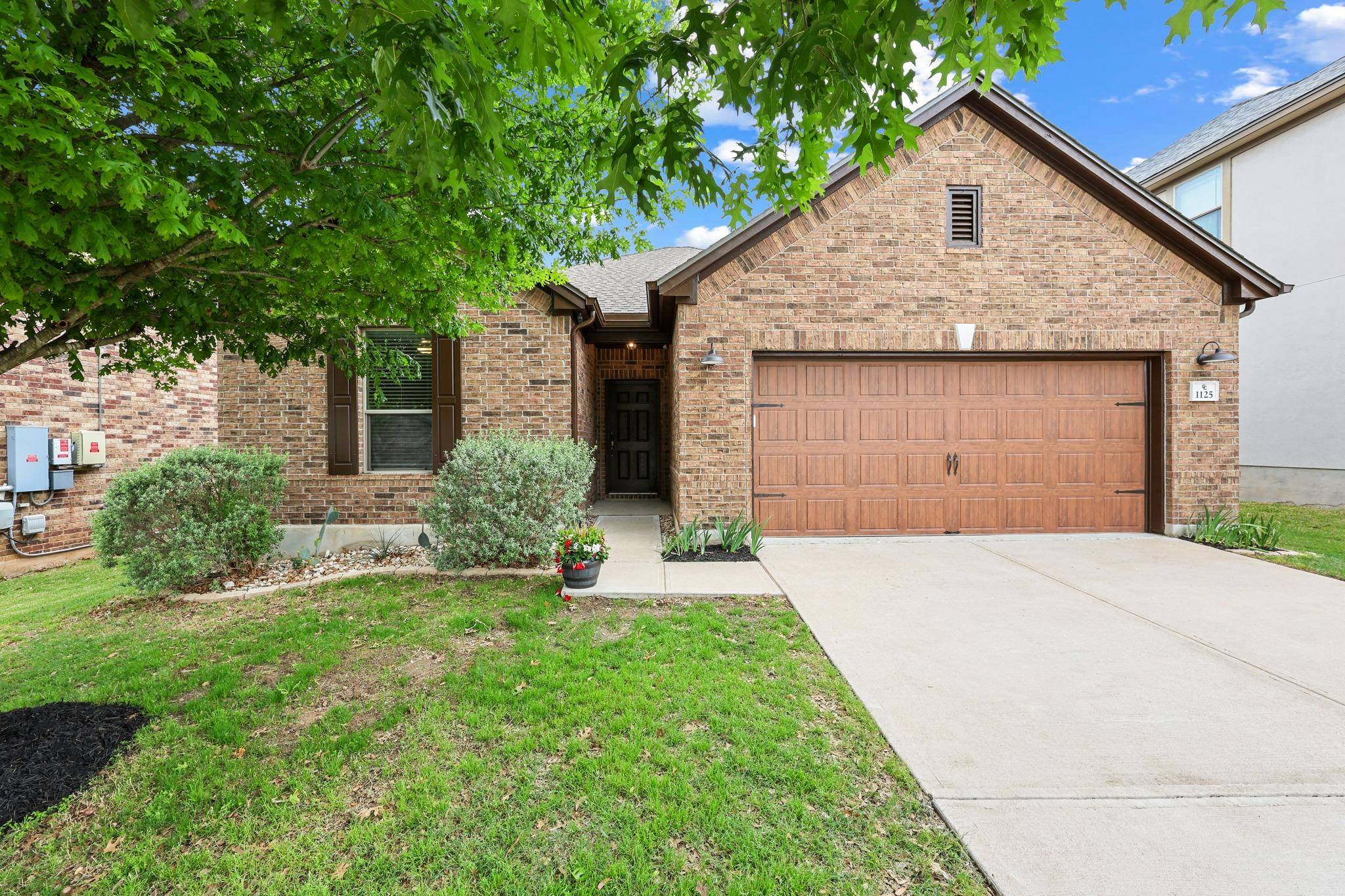 1125 Yellow Iris RD, Leander, TX 78641