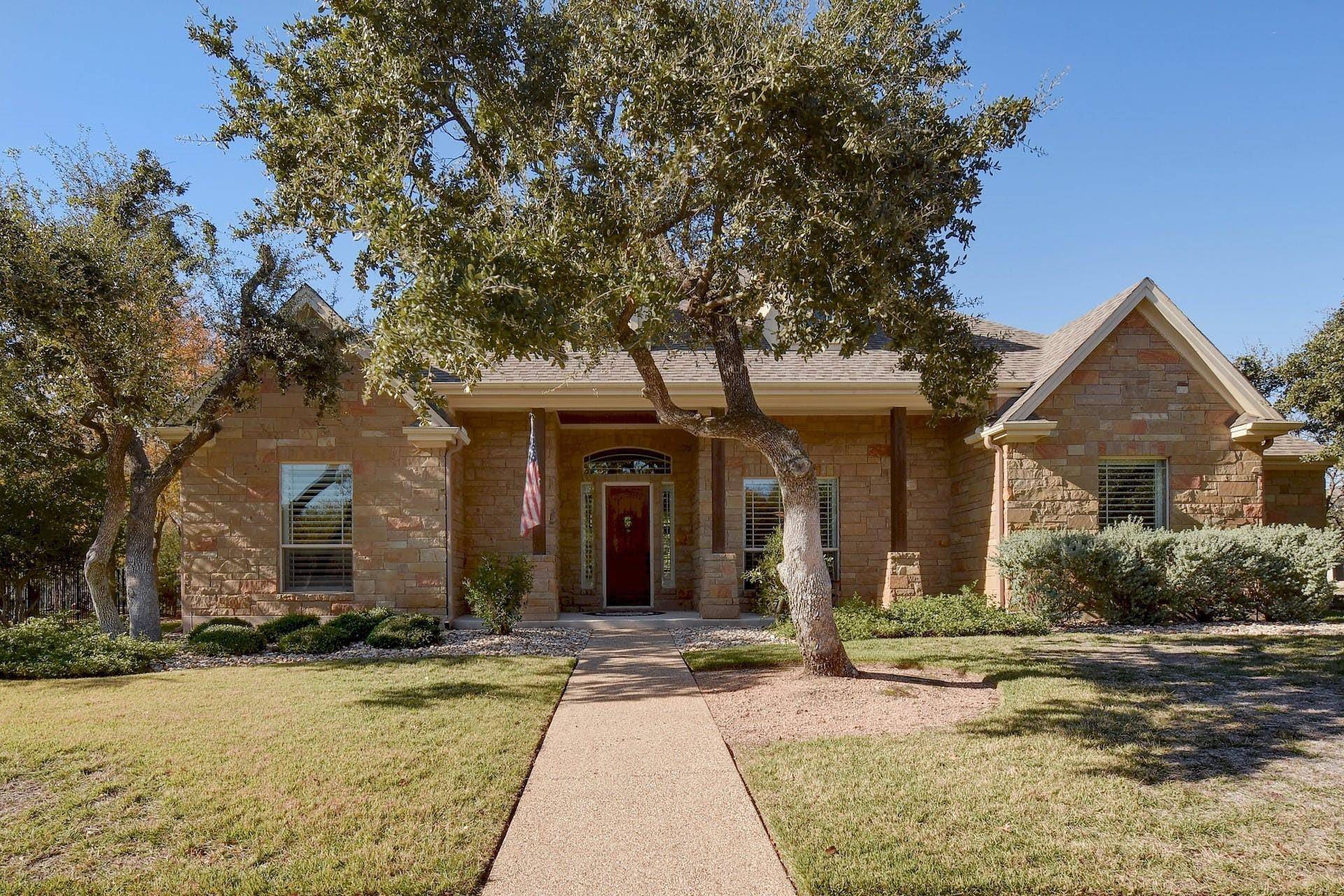 1001 Falcon Flight CV, Georgetown, TX 78628