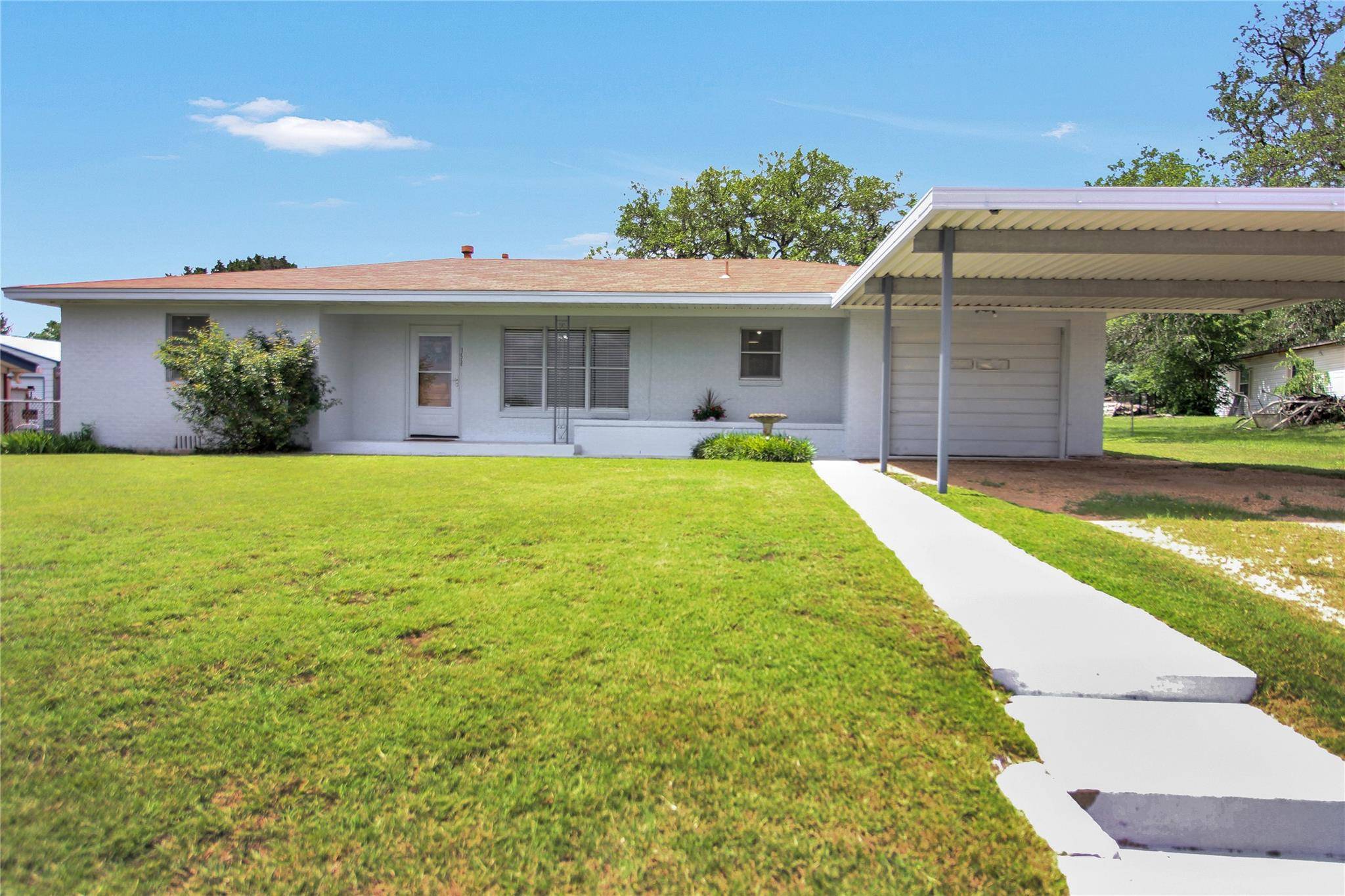 1008 W Avenue D Ave, Belton, TX 76513