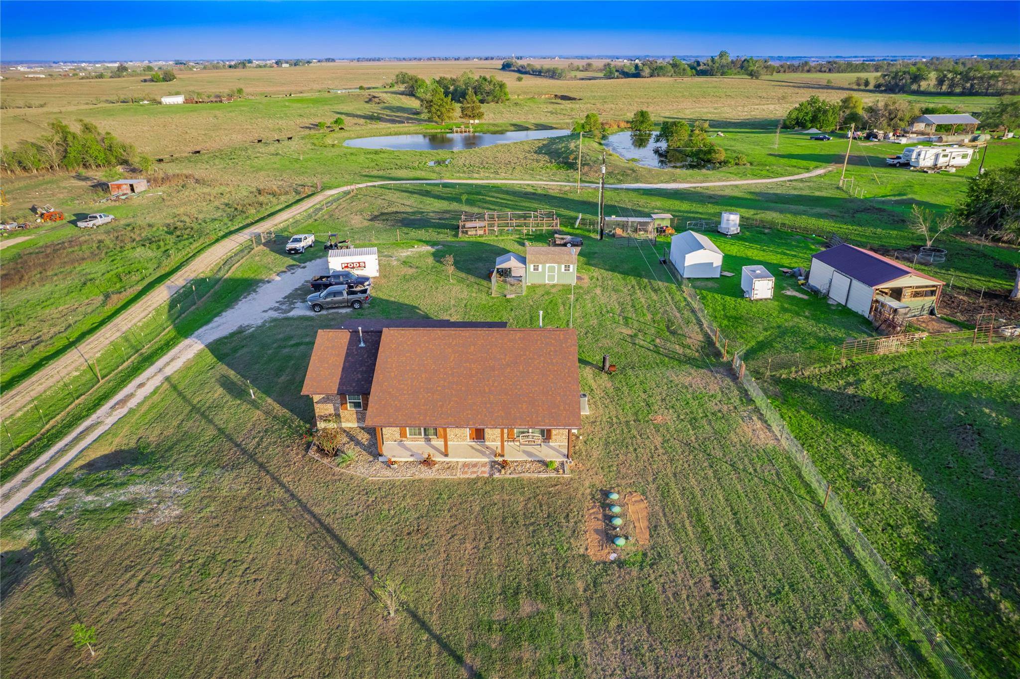 1292 County Road 487, Taylor, TX 76574