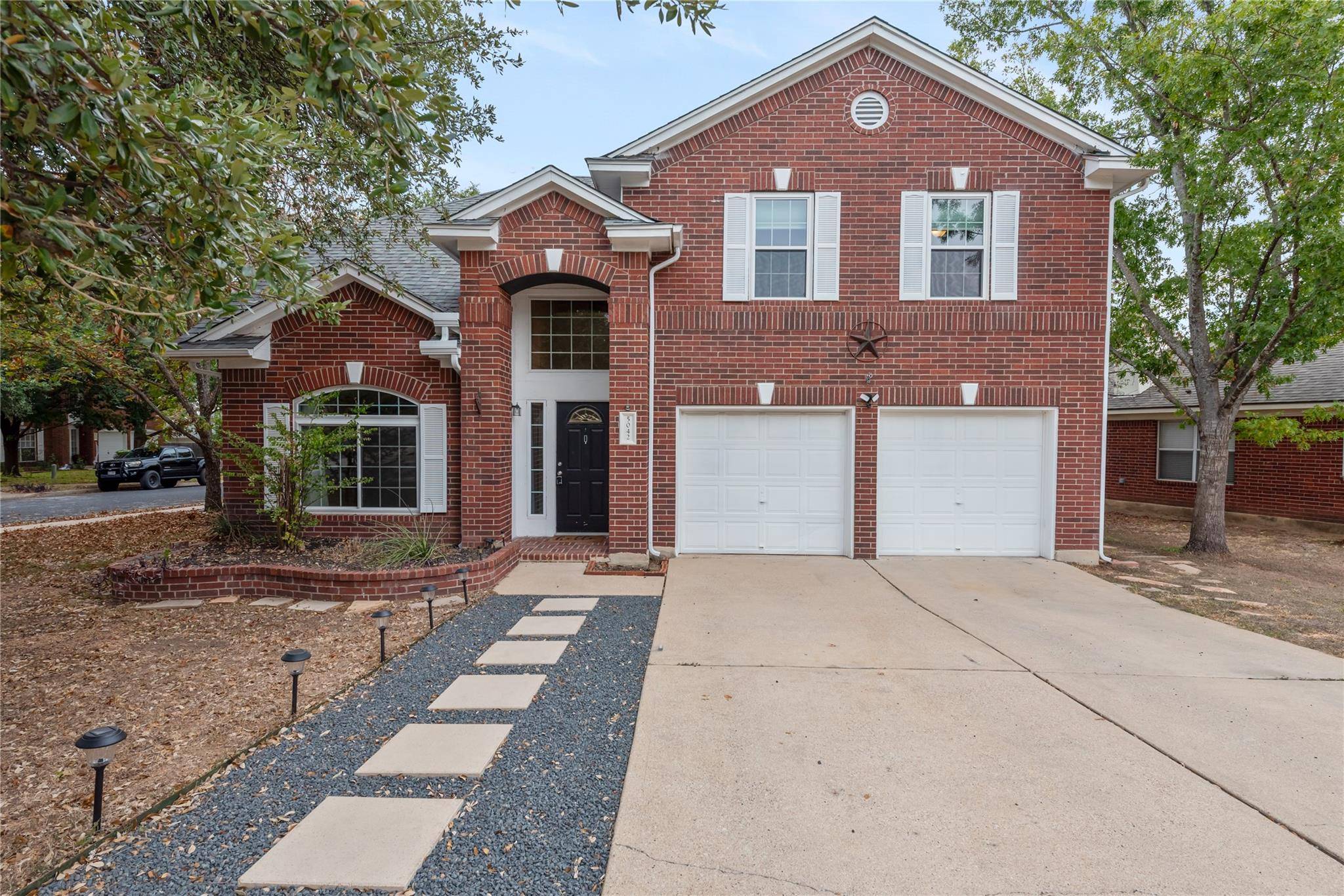 5042 Cleves ST, Round Rock, TX 78681