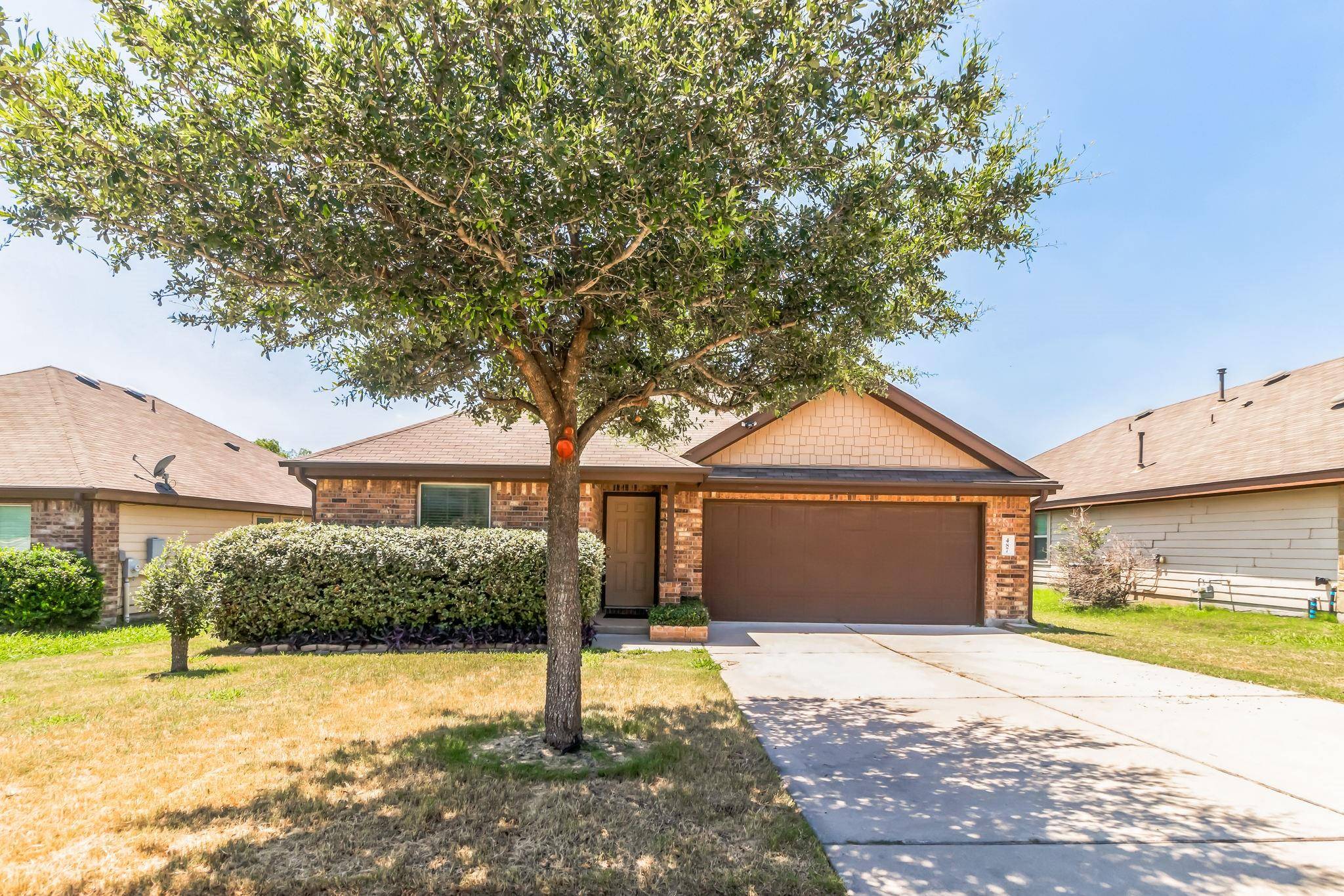 487 Eagle Brook LN, Buda, TX 78610