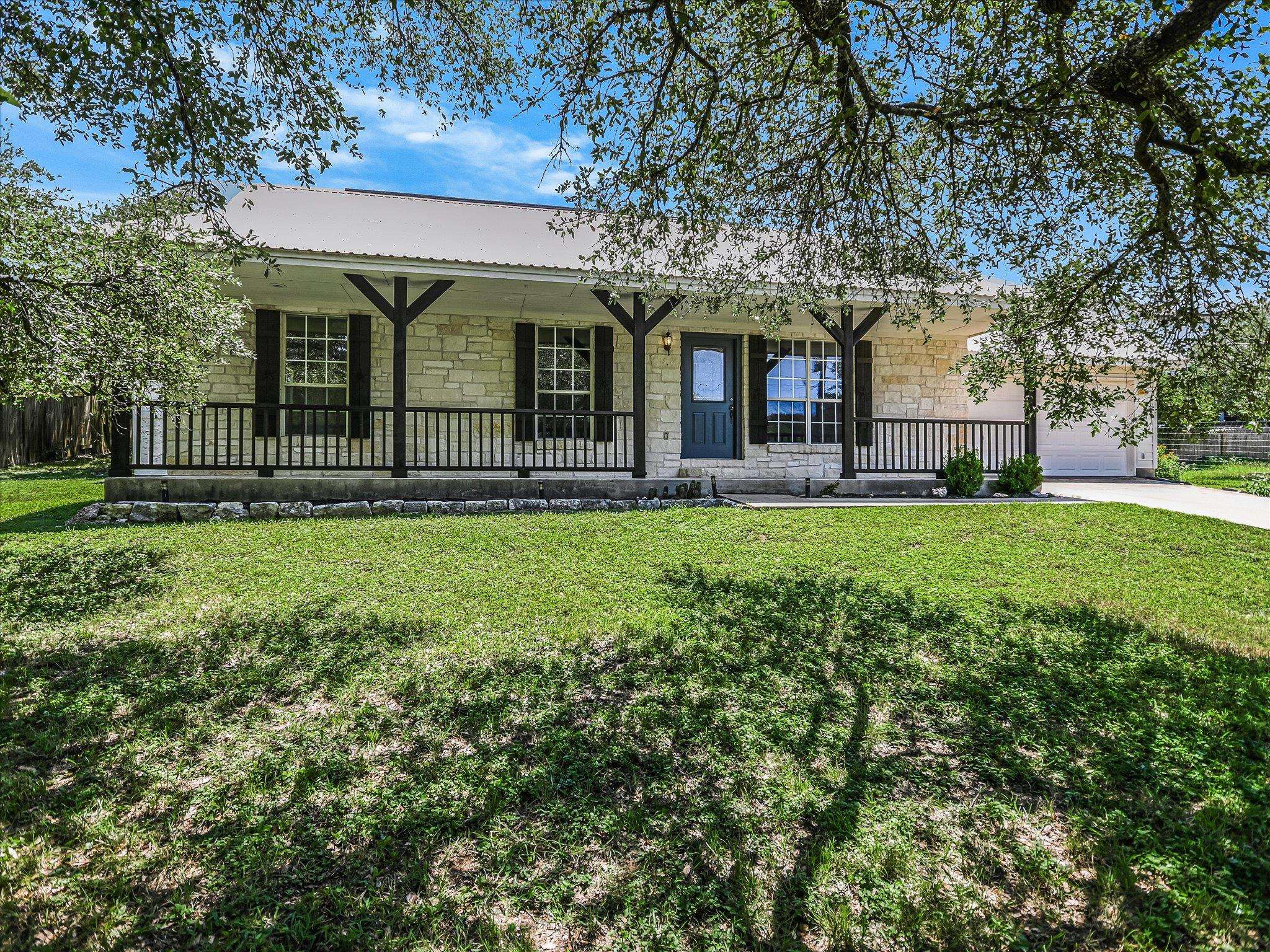 519 Cowal DR S, Spicewood, TX 78669