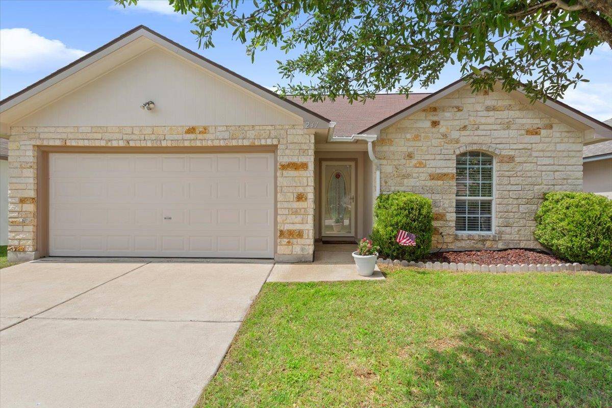 237 Moonstone DR, Jarrell, TX 76537