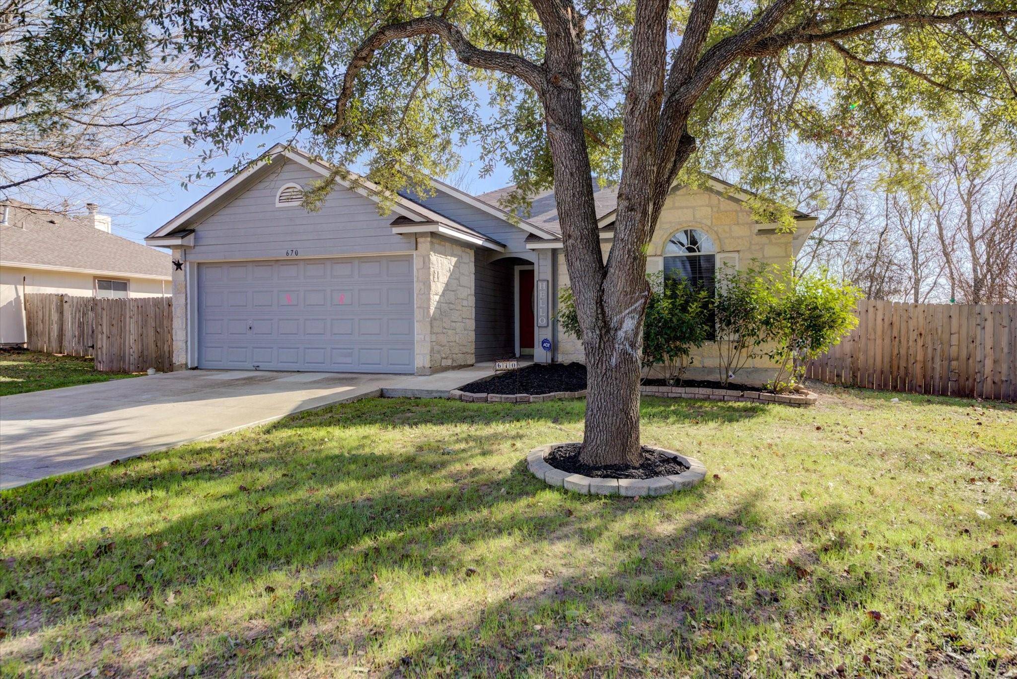670 Faircrest DR, Buda, TX 78610