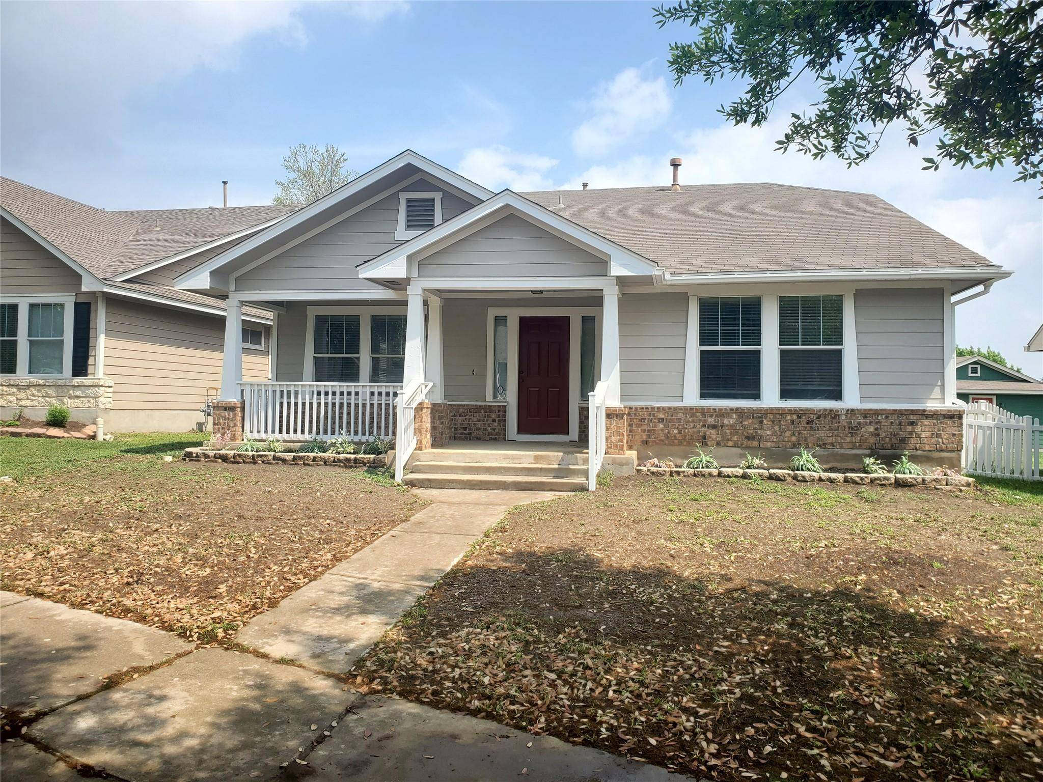 118 Zapalac DR, Kyle, TX 78640