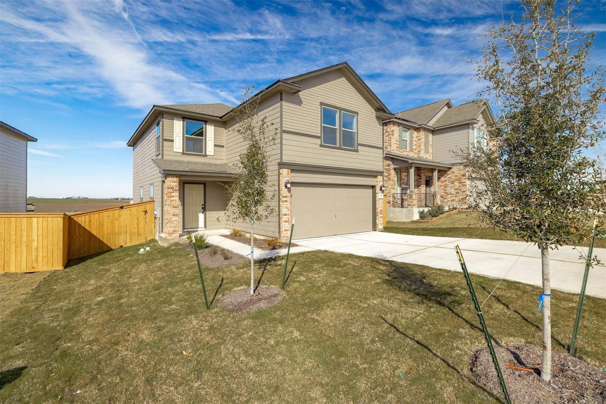 119 Robert Hightower DR, Jarrell, TX 76537